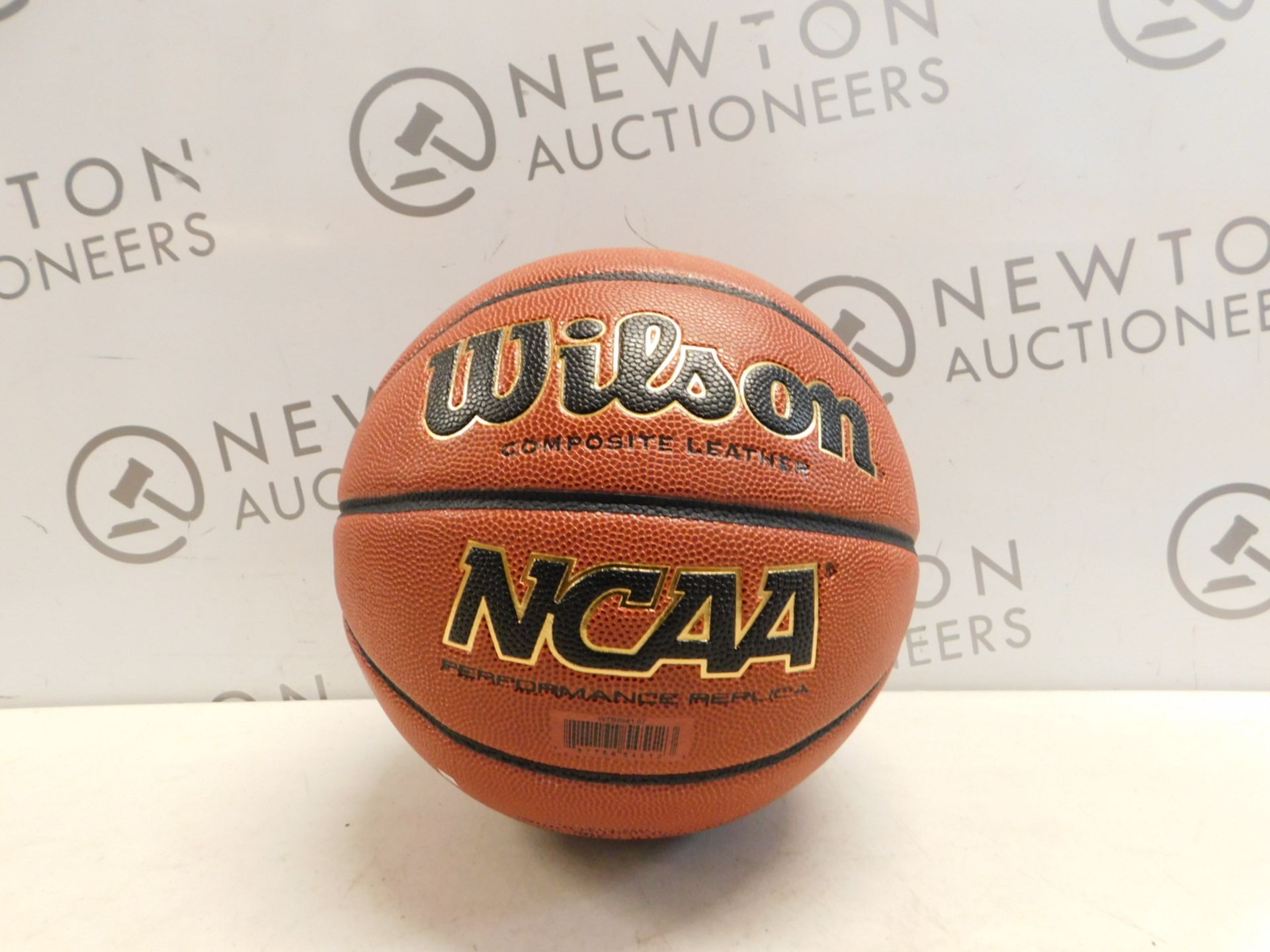 1 WILSON REACTION BASKETBALL RRP Â£28.99