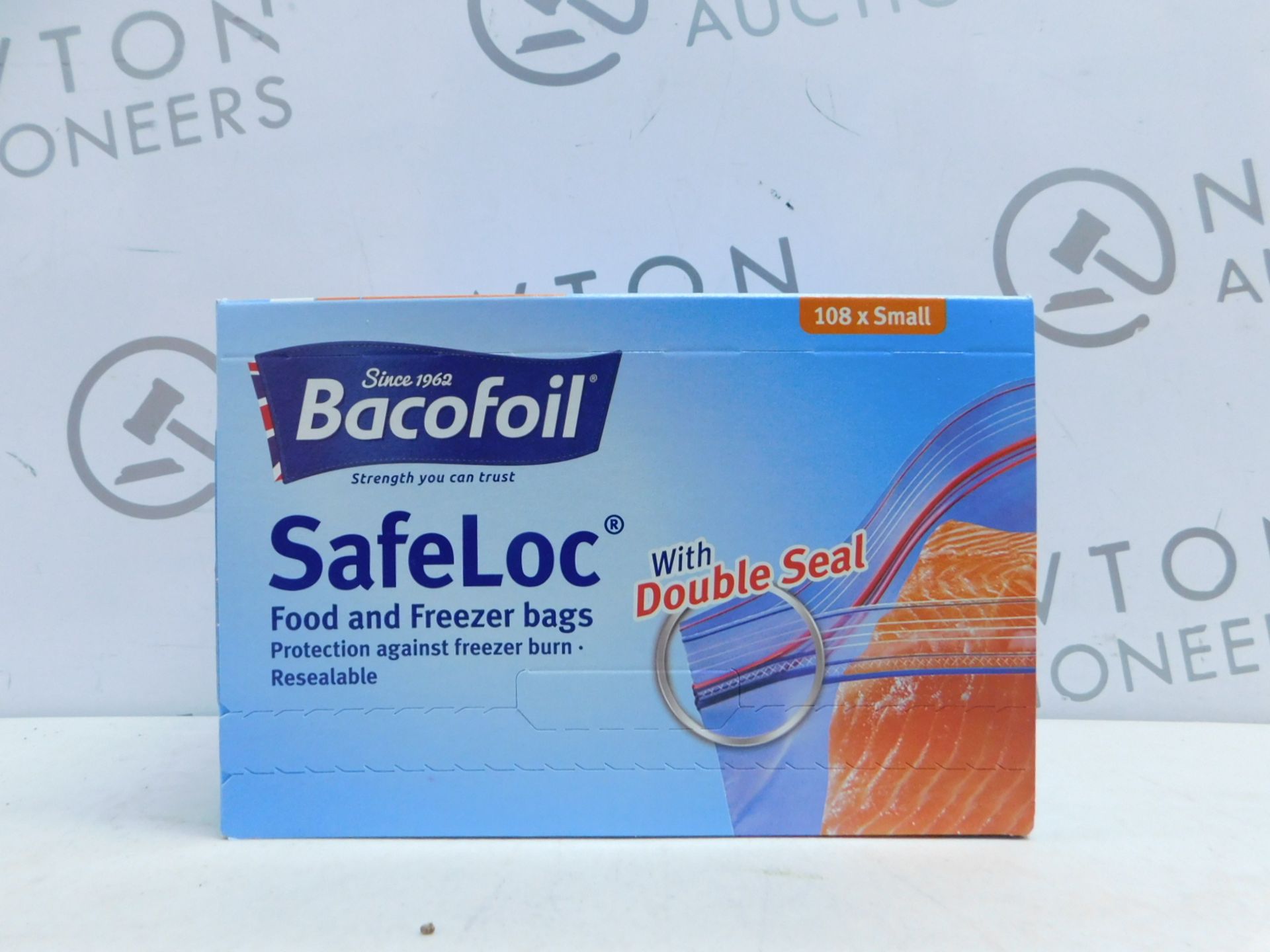 1 BOX OF BACOFOIL SAFELOC FOOD AND FREEZER BAGS RRP Â£24.99