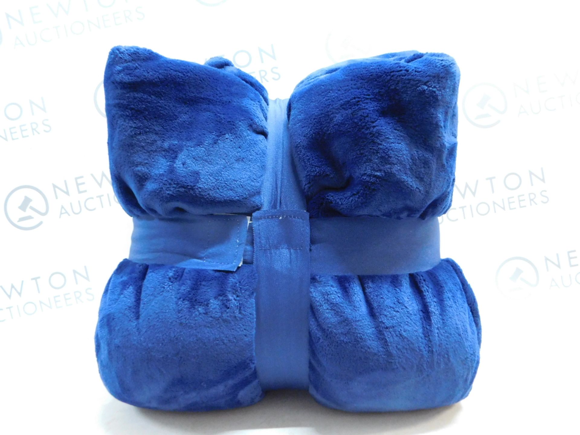 1 KIRKLAND SIGNATURE MIDNIGHT BLUE QUEEN PLUSH BLANKET Â£44.99