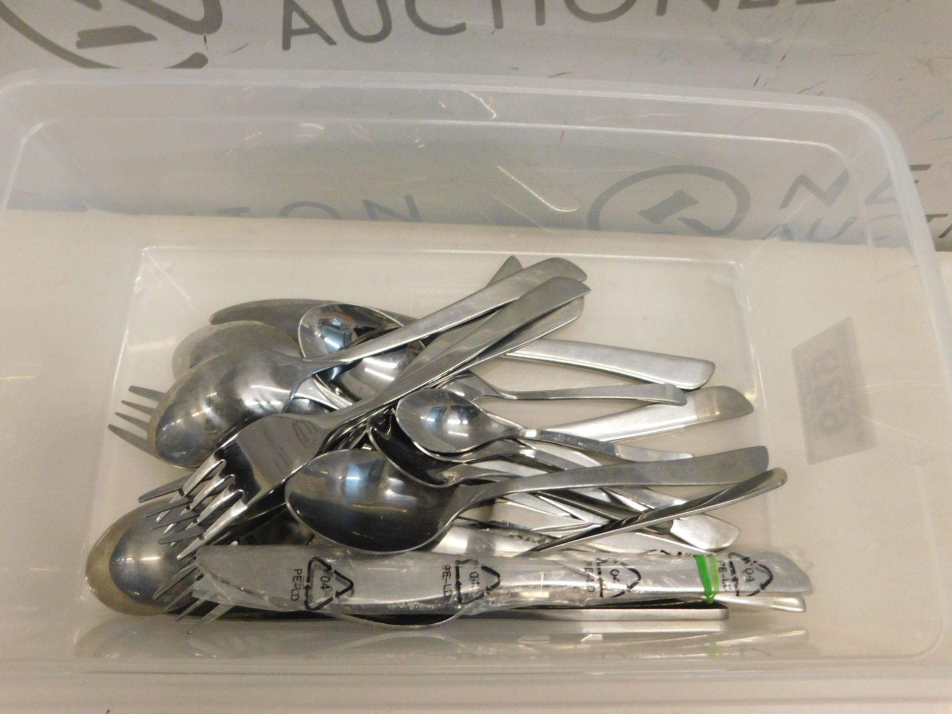 1 SET OF 24PC STAINLESS STEEL CUTLERY SET RRP Â£19.99