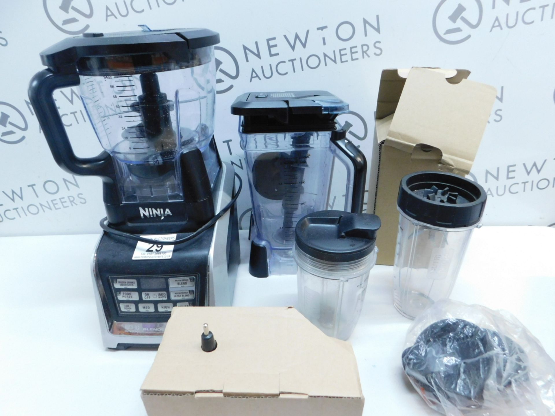 1 NINJA PROFESSIONAL 1500W/2.5HP ULTIMATE BLENDER+ WITH ACCESSORIES RRP Â£249.99