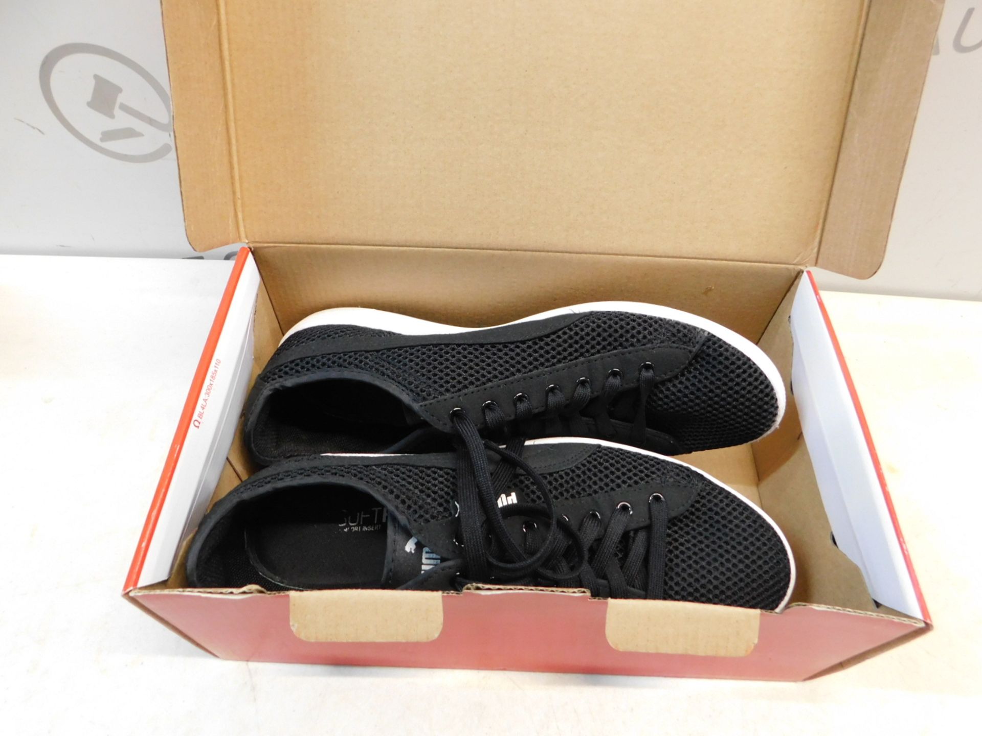 1 BOXED PAIR OF PUMA VIKKY MESH WOMENS TRAINERS IN BLACK SIZE 6 RRP Â£39.99