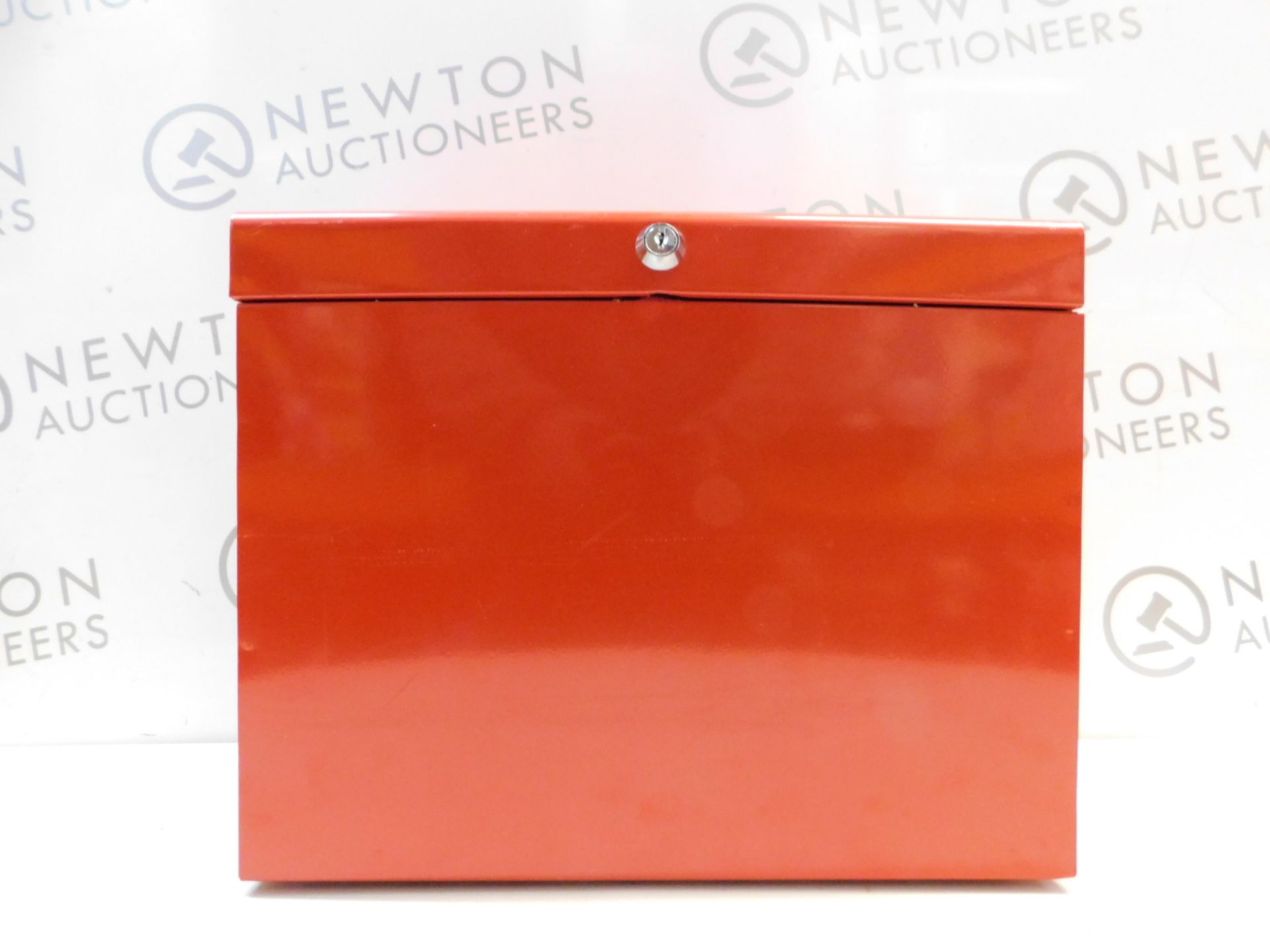 1 RED A4 METAL FILE CASE RRP Â£29.99