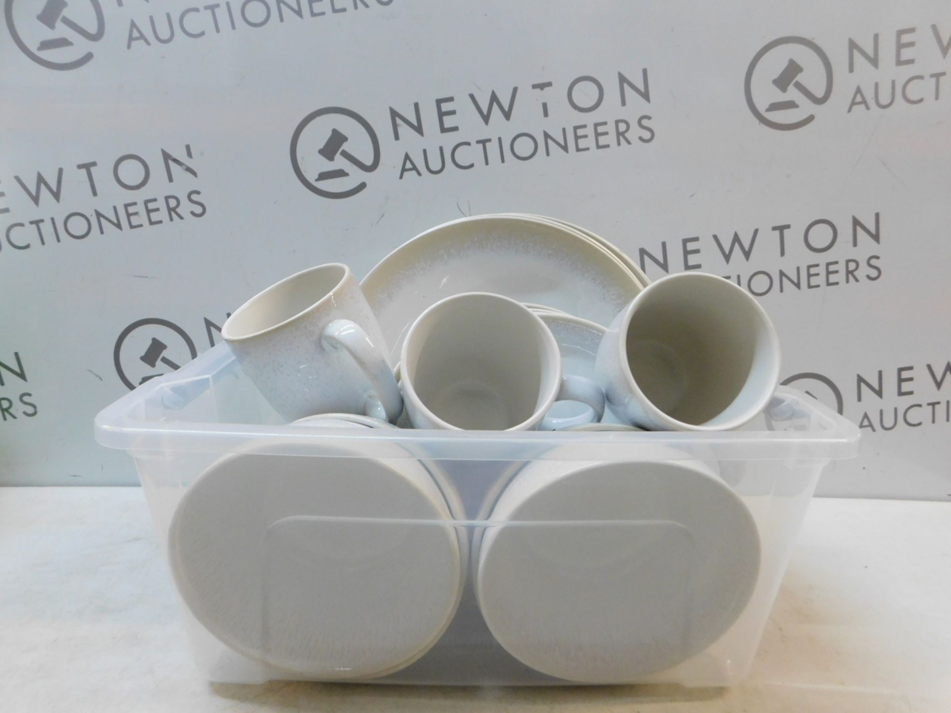 1 BOXED OVER AND BACK ALABASTER STONEWARE 14 PIECE DINNERWARE SET RRP Â£79.99