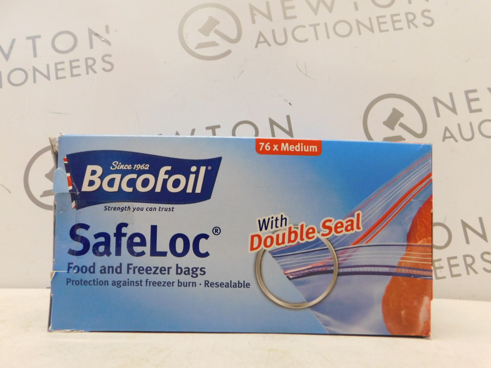 1 BOX OF BACOFOIL SAFELOC FOOD AND FREEZER BAGS RRP Â£24.99