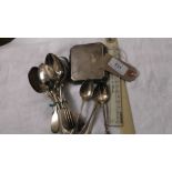 10 plated tea spoons and 4 plated coffee spoons, plated cigarette case,