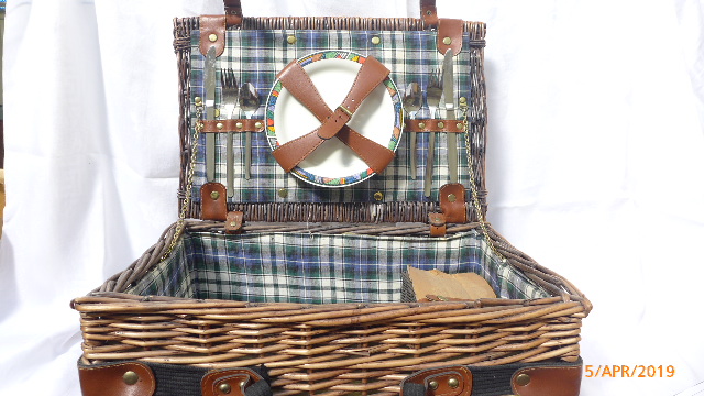 Wicker picnic basket (as new)