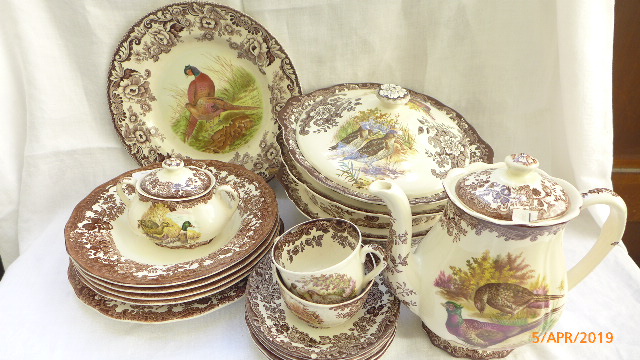 Royal Worcester Palissy 'Game Bird' tea, coffee and dinner service (approx.