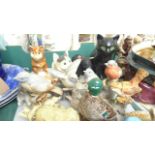 Selection of animal and bird ornaments from various factories (16 pieces)