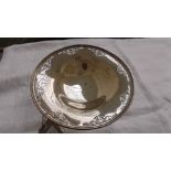 Pierced circular bon-bon dish on raised plinth (Birmingham 1925) (4 3/4oz)