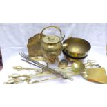 Selection of brass items incl.