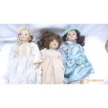 3 pot head dolls, fixed eyes,