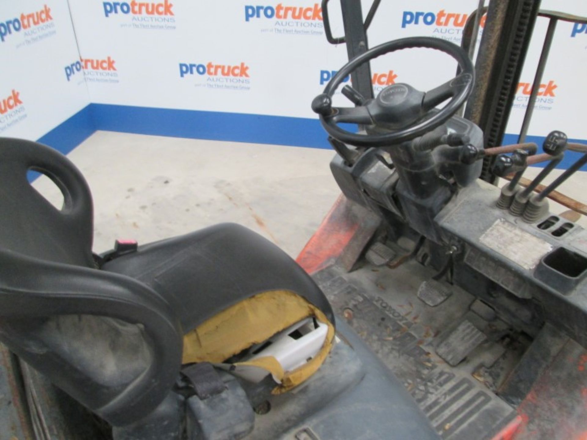 TOYOTA 62-7FDF25 Plant Diesel - VIN: 607FDF25E19272 - Year: 2006 - 10,550 Hours - Duplex Forklift, - Image 7 of 9