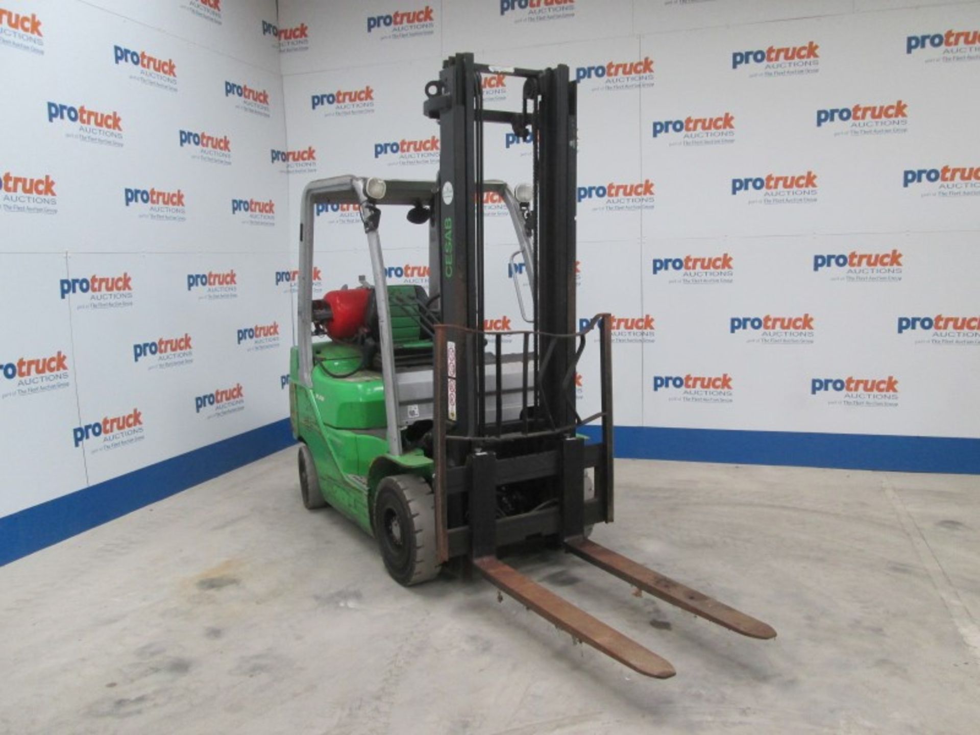 CESAB M318G Plant LPG / CNG - VIN: CE372942 - Year: 2013 - 11,203 Hours - Duplex Forklift, - Image 2 of 9