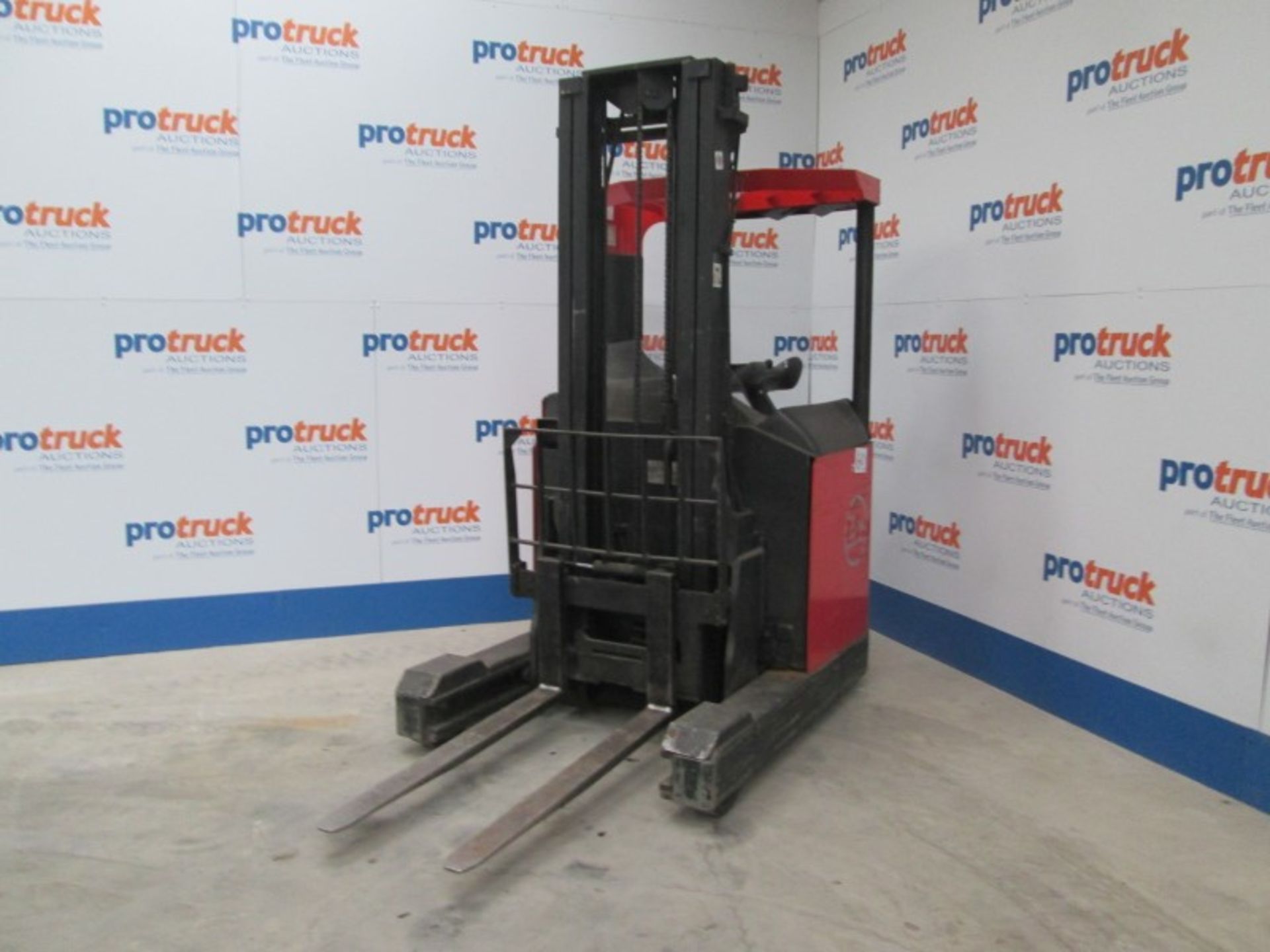 BT RR B2 Plant Electric - VIN: 722931 - 5,196 Hours - Duplex 5.7M Reach Truck, R.D.L LOCATED IN