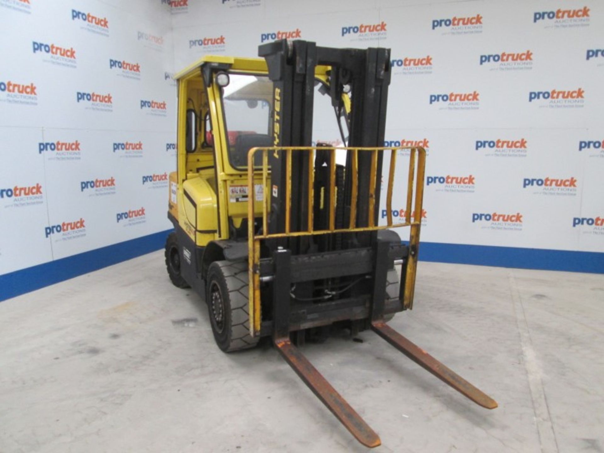 HYSTER H4.0FT5 Plant LPG / CNG - VIN: R005B03057L - Year: 2013 - 8,830 Hours - Triplex 4.4M - Image 2 of 9