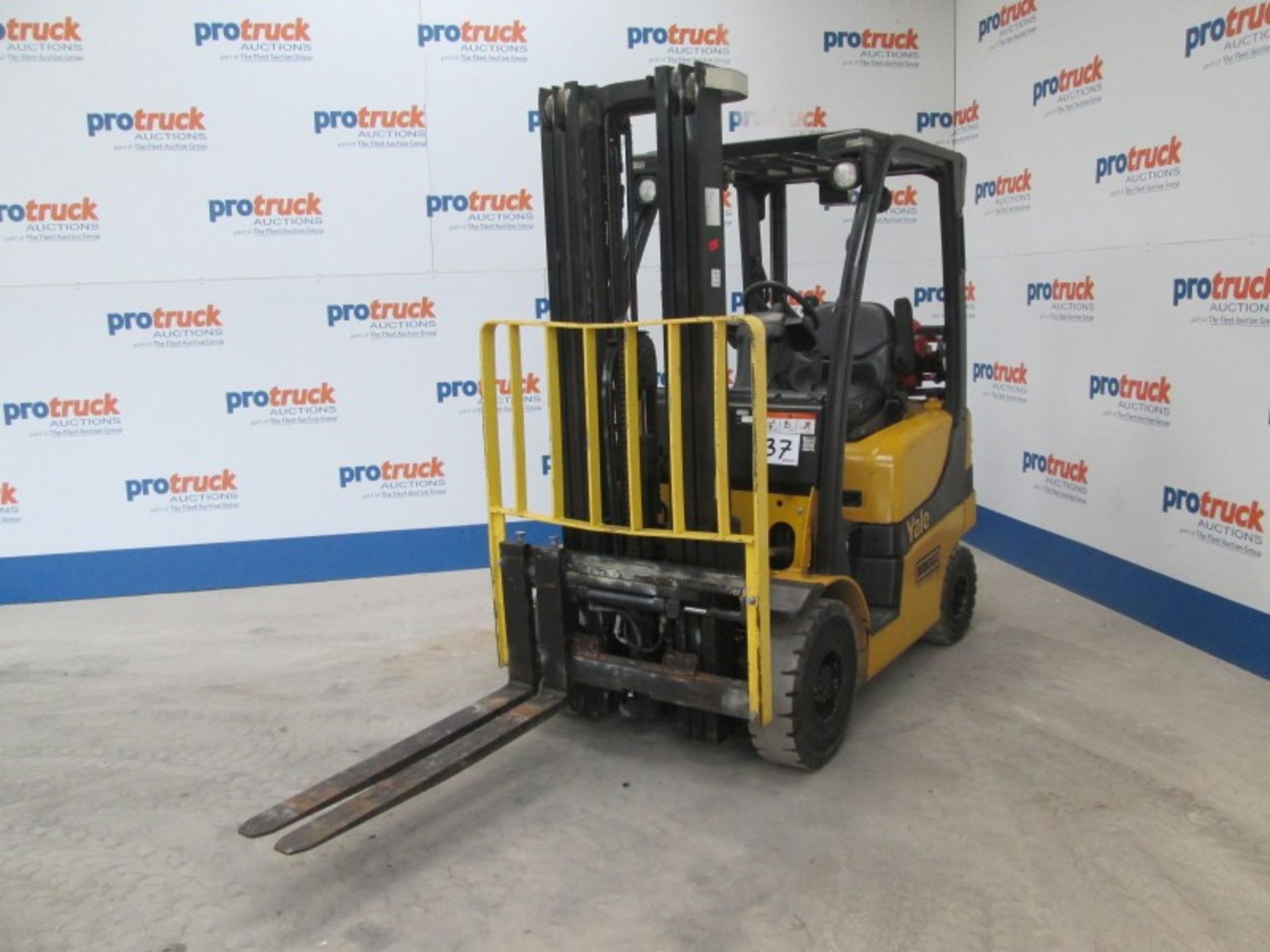 YALE GLP20SVX Plant LPG / CNG - VIN: C810B05654J - Year: 2011 - 6,216 Hours - Triplex 4.9M Forklift,