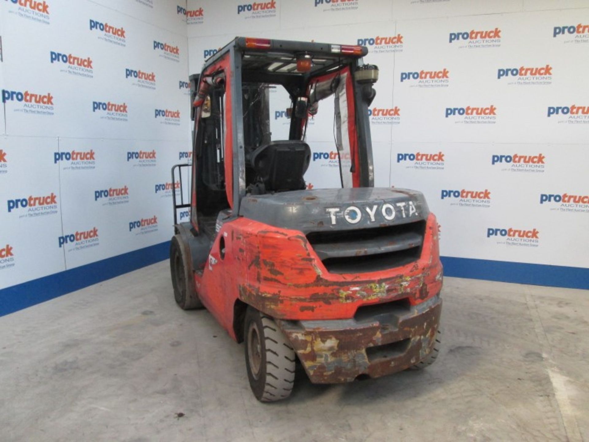 TOYOTA 40-8FD45N Plant Diesel - VIN: 408FD50NE10065 - Year: 2014 - 210 Hours - Triplex 4.7M - Image 5 of 9