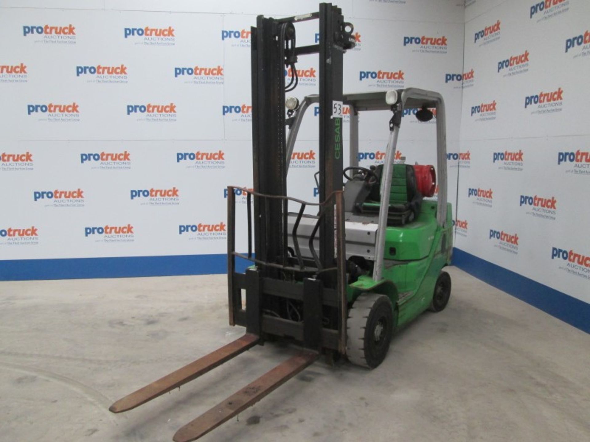 CESAB M318G Plant LPG / CNG - VIN: CE372942 - Year: 2013 - 11,203 Hours - Duplex Forklift,