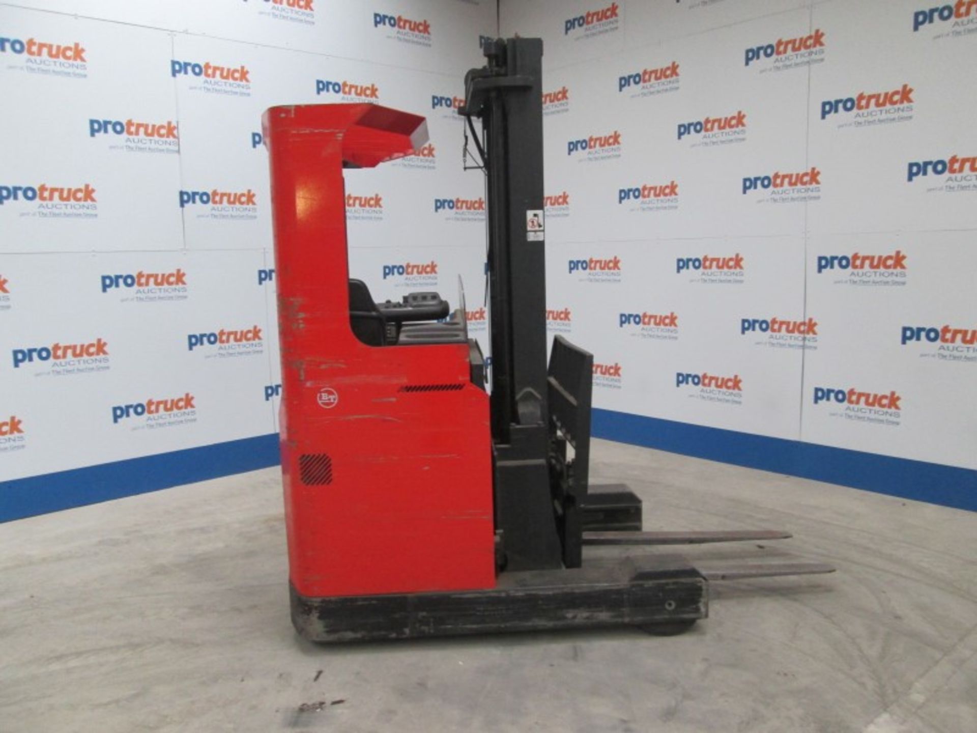 BT RR B2 Plant Electric - VIN: 722931 - 5,196 Hours - Duplex 5.7M Reach Truck, R.D.L LOCATED IN - Image 9 of 9