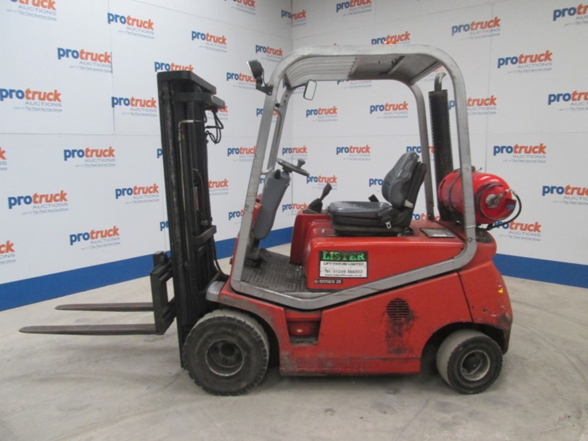 BT CBG20 Plant LPG / CNG - VIN: CE247602 - Year: 2004 - 7,021 Hours - Triplex 4.3M Forklift, - Image 3 of 9