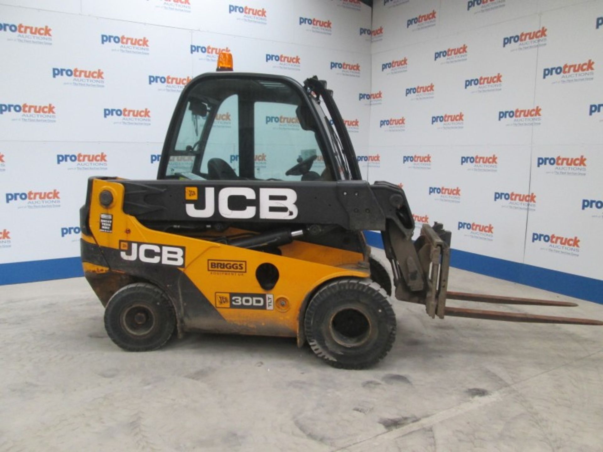 JCB TLT30 Plant Diesel - VIN: JCBTLT30P01539671 - Year: 2010 - 10,155 Hours - Teletruck, R.D.L - Image 6 of 9