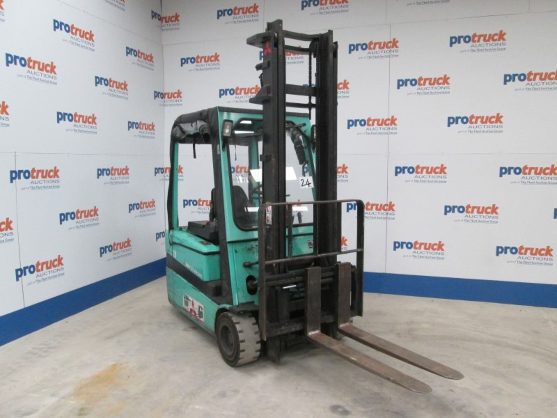 MITSUBISHI FB20KT Plant Electric - VIN: EFB5A75100 - Year: 2001 - 7,159 Hours - Duplex Forklift, - Image 2 of 9