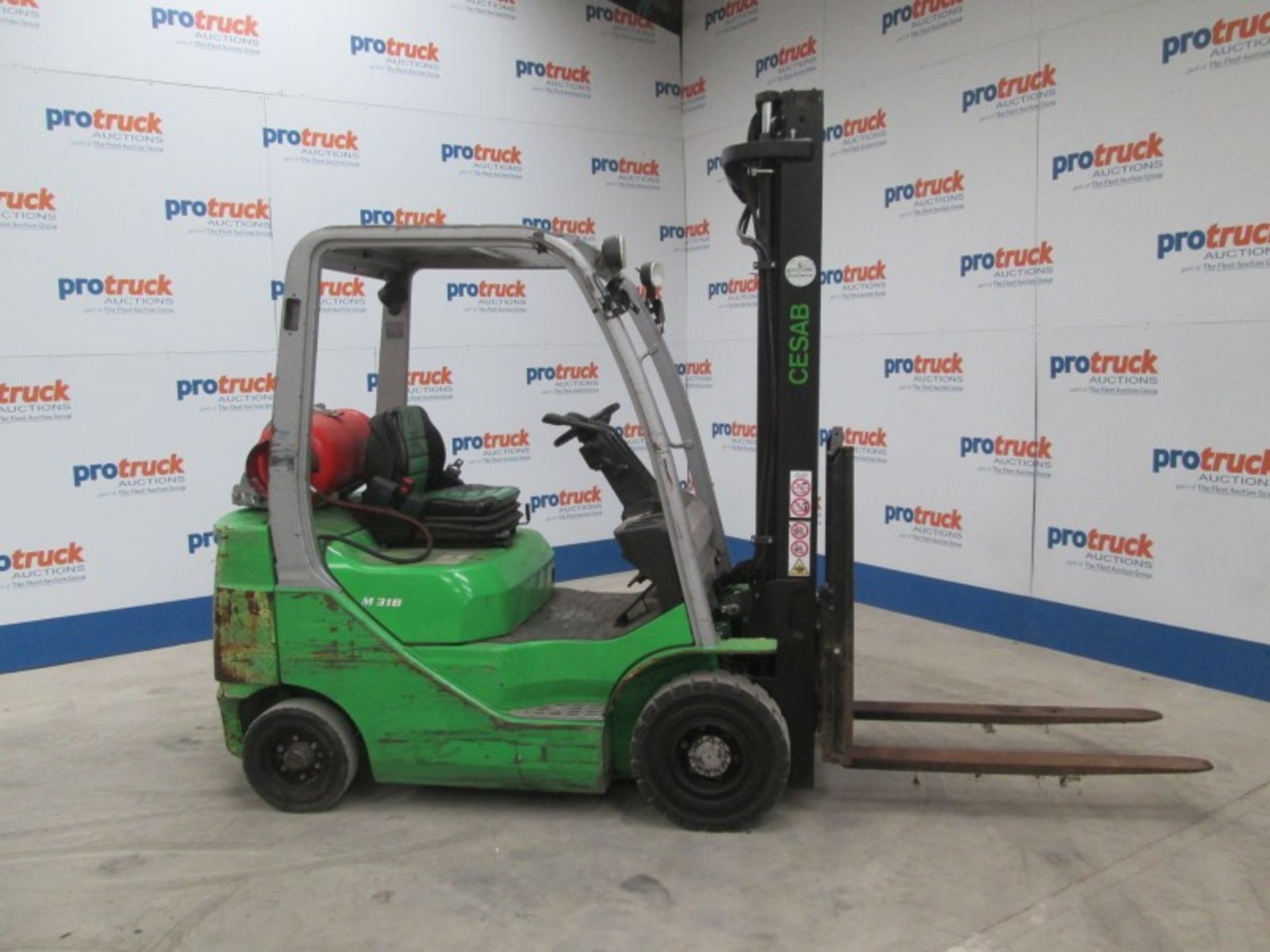 CESAB M318G Plant LPG / CNG - VIN: CE372942 - Year: 2013 - 11,203 Hours - Duplex Forklift, - Image 6 of 9