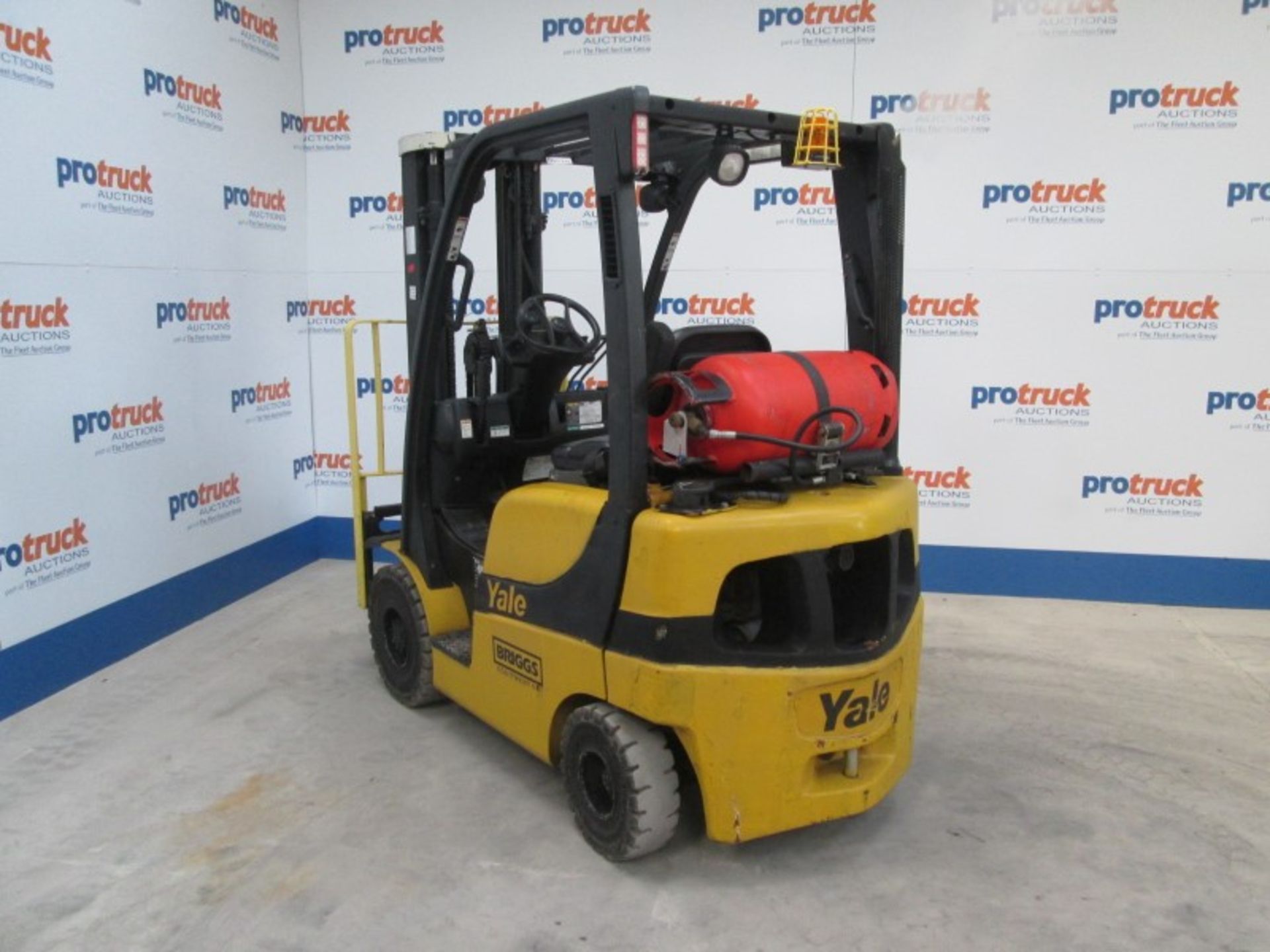 YALE GLP20SVX Plant LPG / CNG - VIN: C810B05654J - Year: 2011 - 6,216 Hours - Triplex 4.9M Forklift, - Image 5 of 9