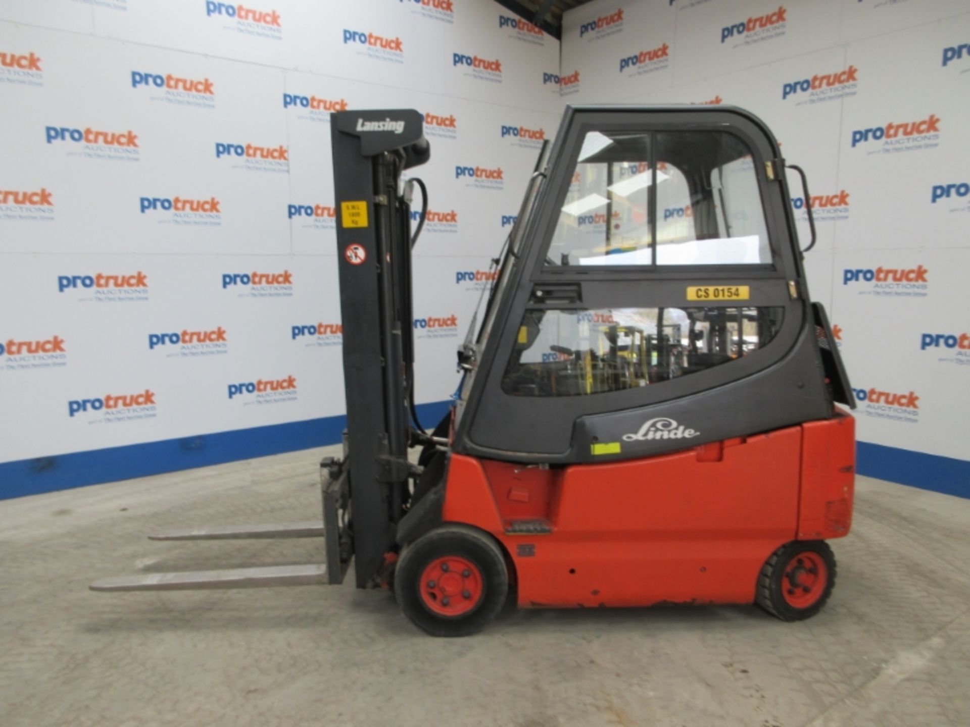 LINDE E20-02EX Plant Electric - VIN: H2X336N01830 - Year: 2002 - 1,591 Hours - Duplex Forklift, - Image 3 of 8