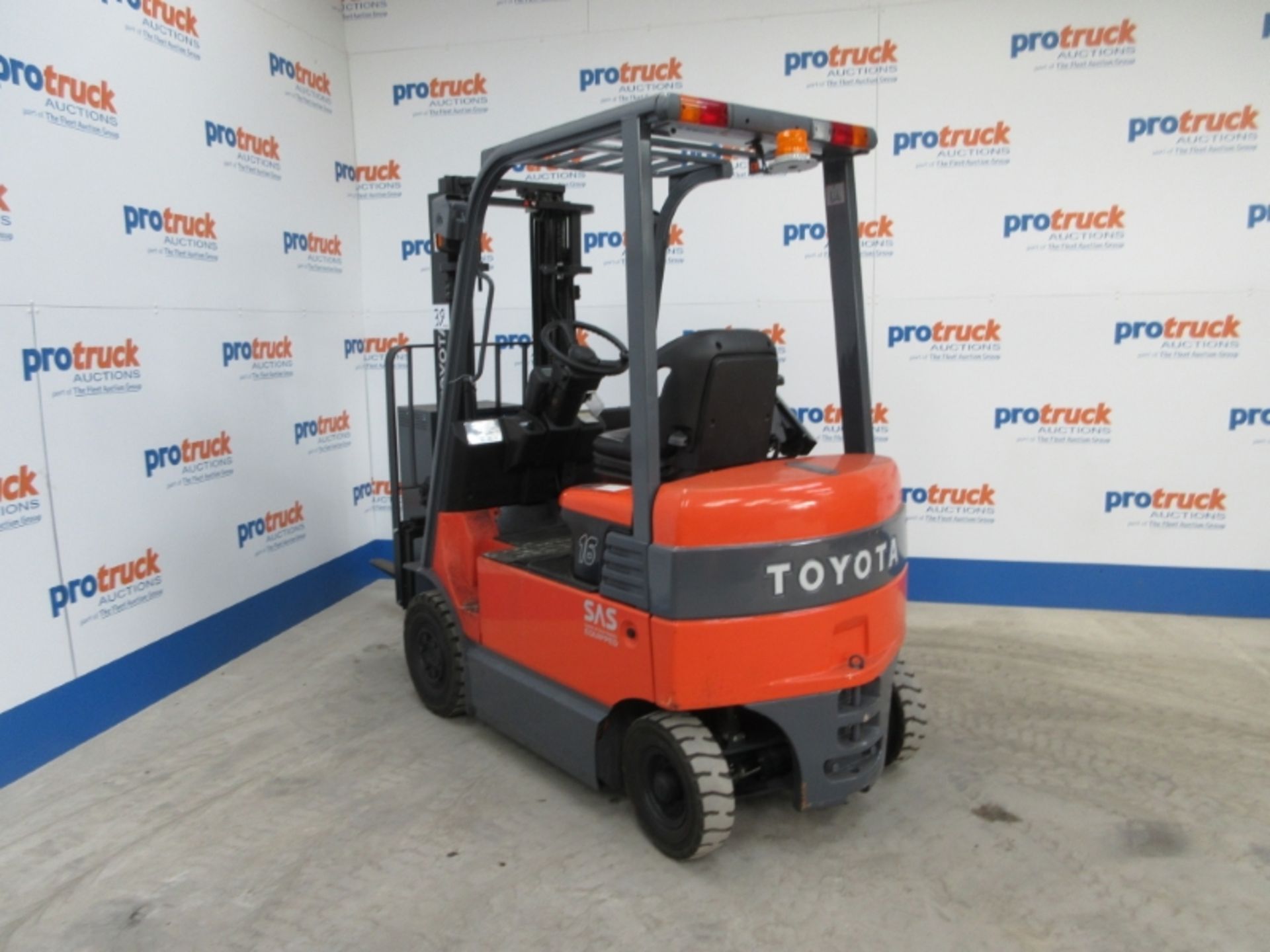 TOYOTA 7FBMF16 Plant Electric - VIN: 7FBMF18E13831 - Year: 2007 - 3,806 km - Duplex 3.3M Forklift, - Image 4 of 9