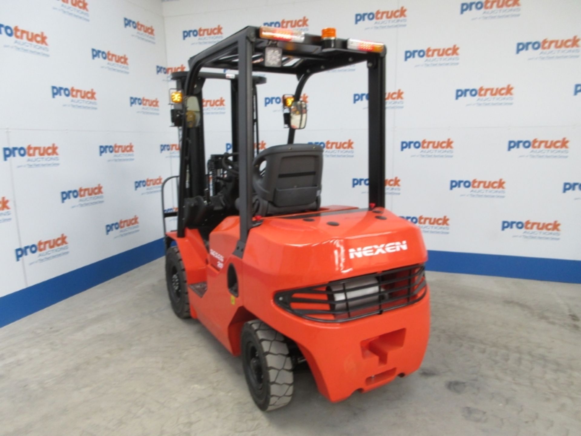 NEXEN FDR25 Plant Diesel - VIN: R2C1827J - Year: 2019 - 3 Hours - Triplex 4.8M Forklift, - Image 4 of 9