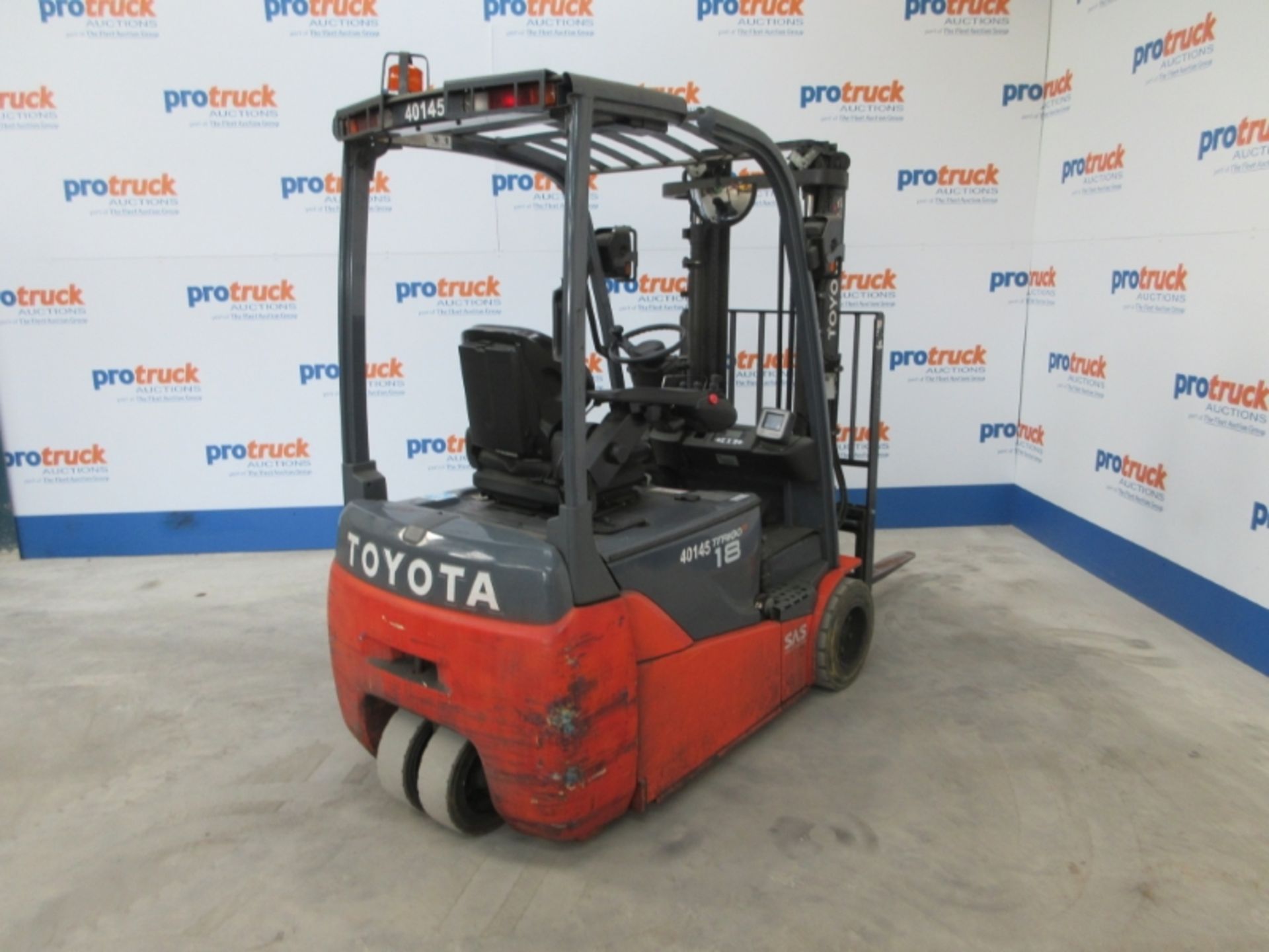 TOYOTA 8FBET18 Plant Electric - VIN: 8FBET18E10911 - Year: 2012 - . Hours - Duplex 3M Forklift, - Image 5 of 7