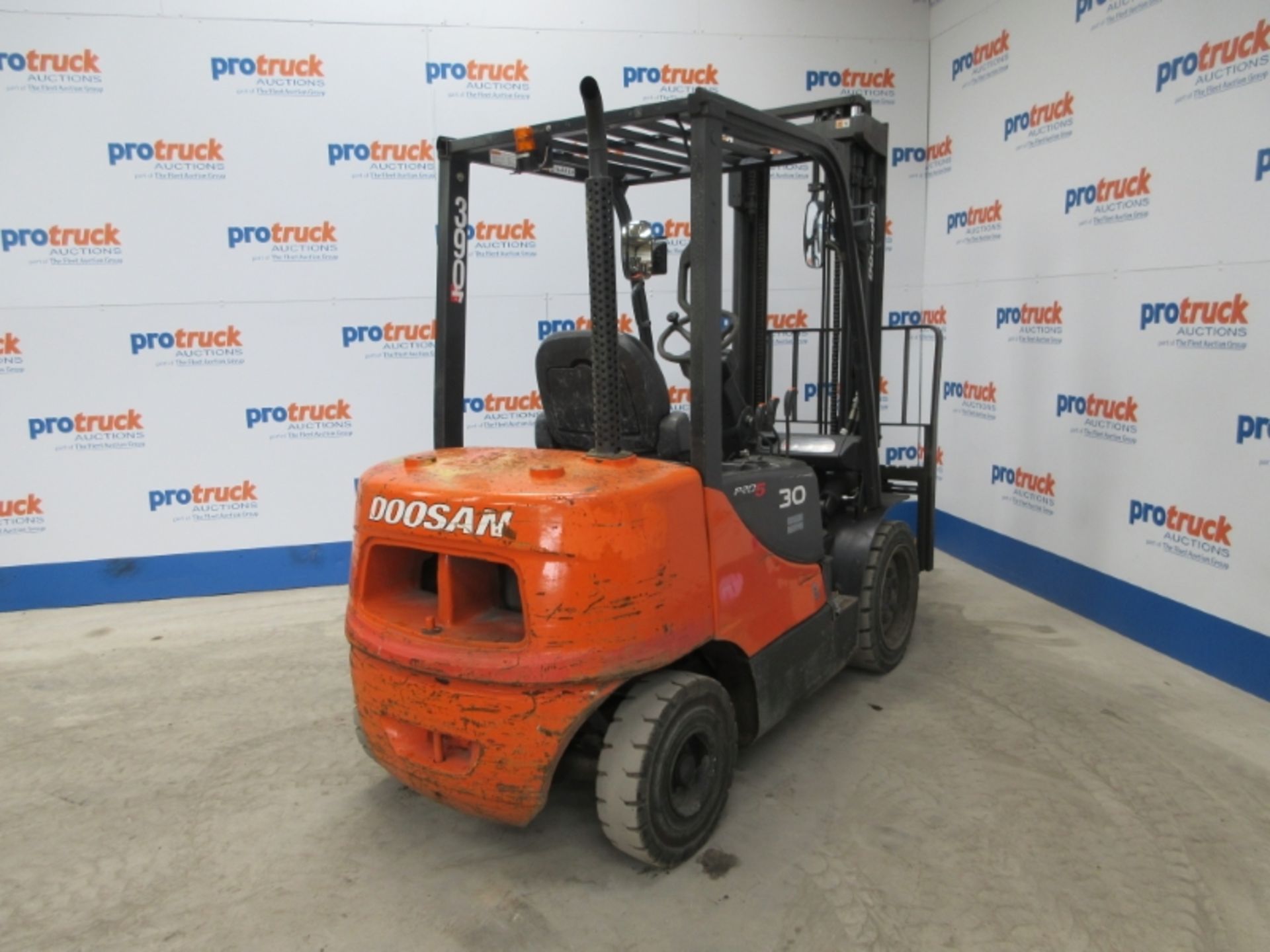 DOOSAN D30S-5 Plant Diesel - VIN: FDA06124011445 - Year: 2011 - 3,798 Hours - Duplex 3.2M - Image 5 of 9