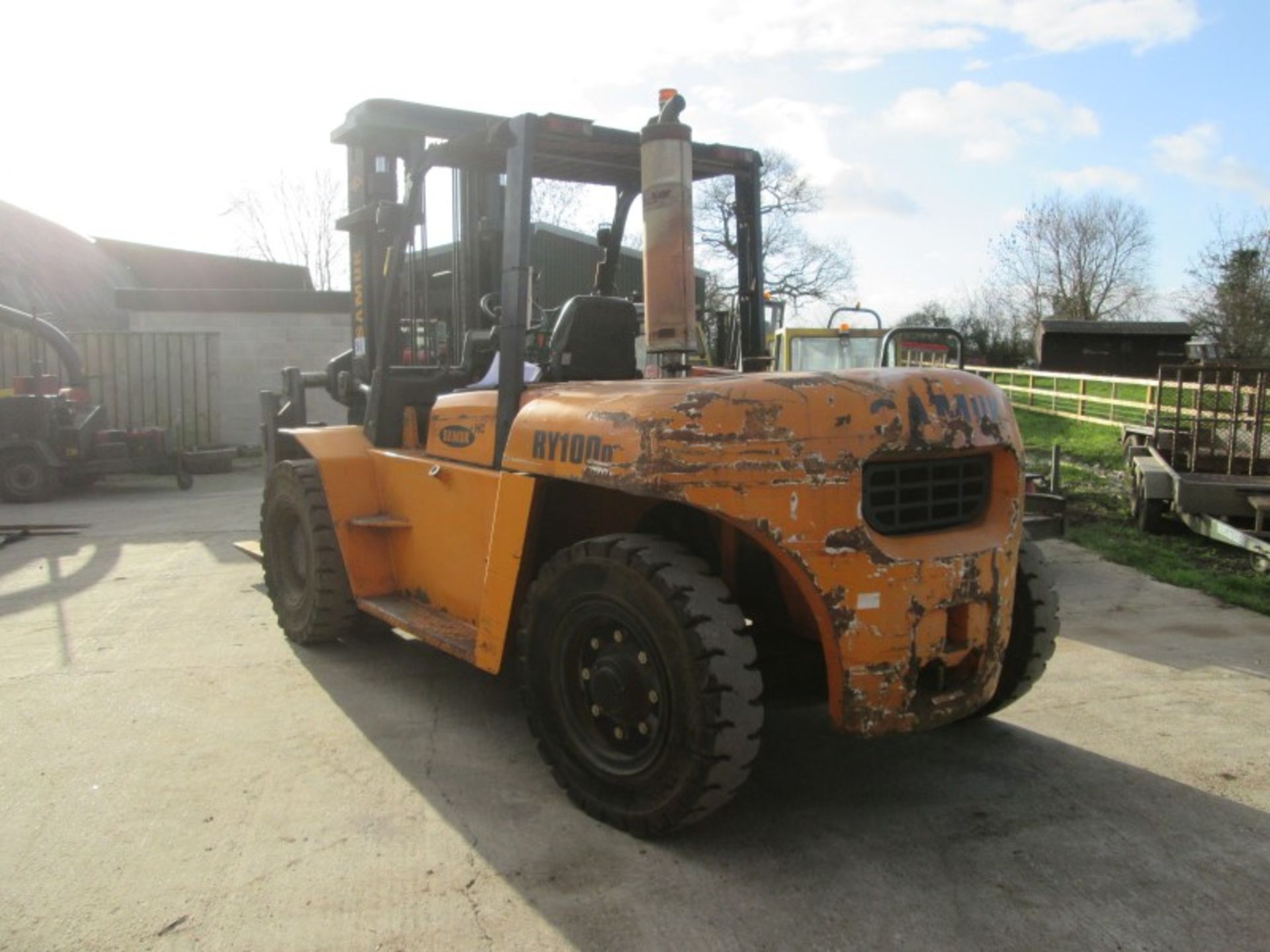 SAMUK RY100D Plant Diesel - VIN: 070824450 - Year: 2007 - 1,450 Hours - Duplex 3.3M Forklift, - Image 6 of 10