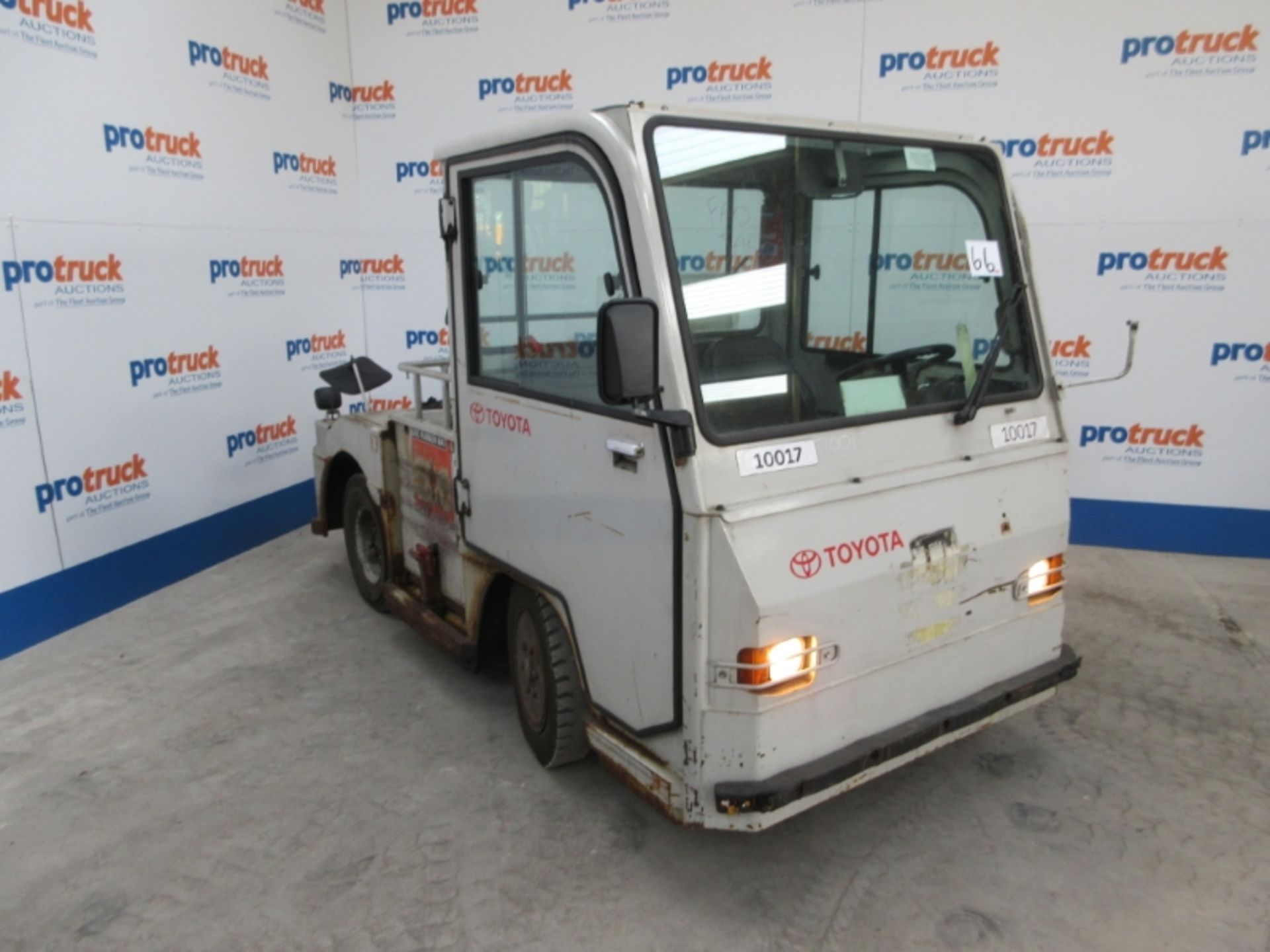 TOYOTA 2TE15 Plant Electric - VIN: 2TE15E10017 - Year: 2007 - 18,841 Hours - Towing Tractor, R.D - Image 2 of 8