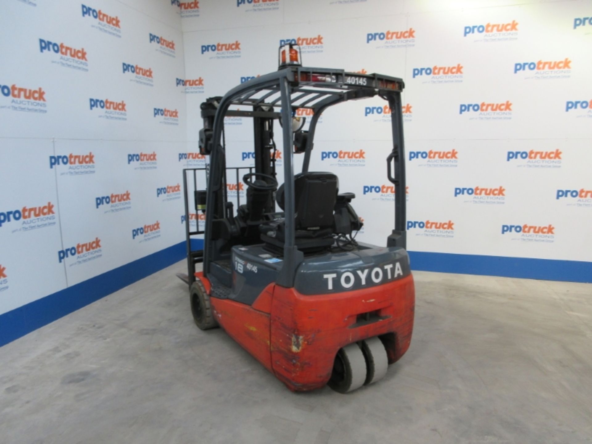 TOYOTA 8FBET18 Plant Electric - VIN: 8FBET18E10911 - Year: 2012 - . Hours - Duplex 3M Forklift, - Image 4 of 7