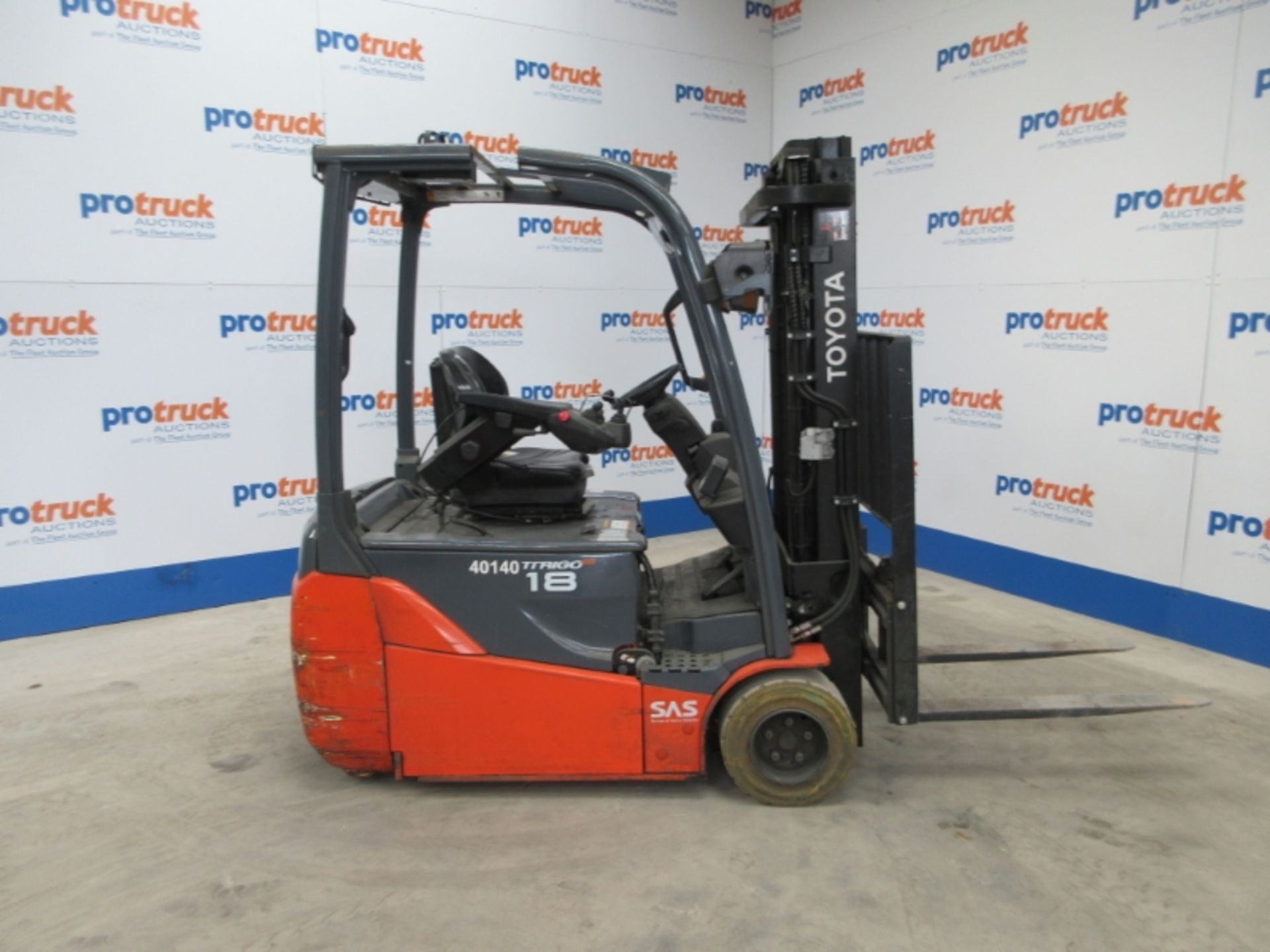 TOYOTA 8FBET18 Plant Electric - VIN: E10900 - Year: 2012 - 18,080 Hours - Duplex 3M Forklift, - Image 6 of 8