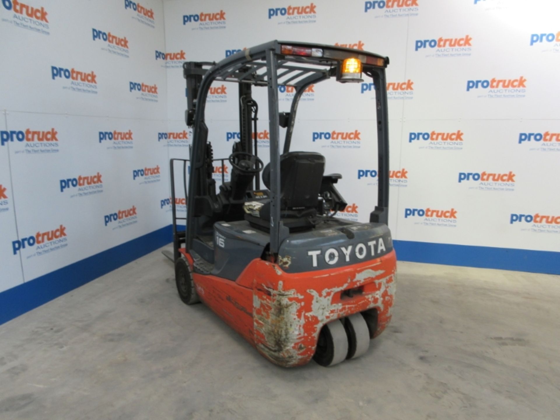 TOYOTA 8FBET16 Plant Electric - VIN: E11632 - Year: 2012 - 10,746 Hours - Duplex 3.3M Forklift, - Image 4 of 9