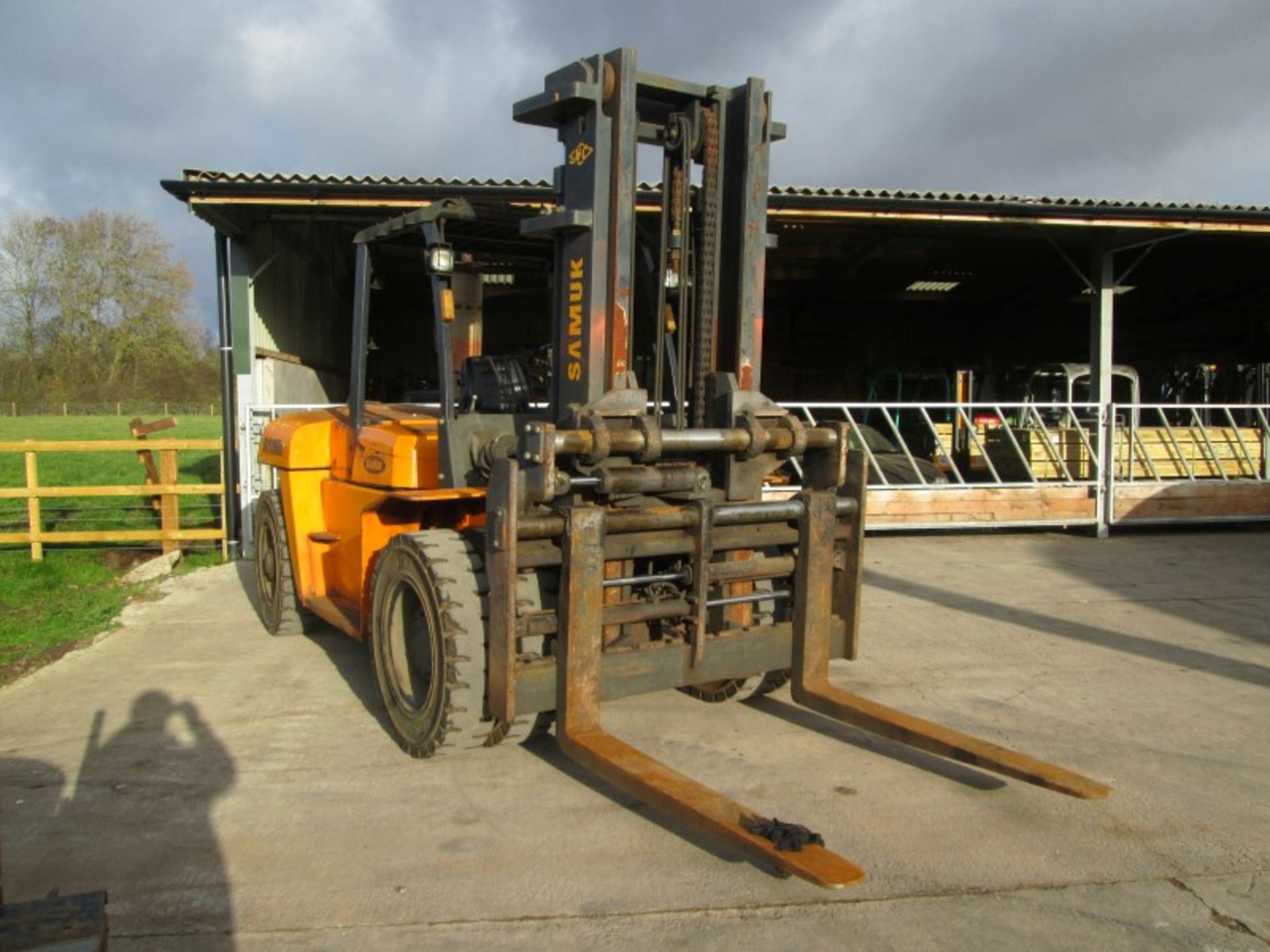 SAMUK RY100D Plant Diesel - VIN: 070824450 - Year: 2007 - 1,450 Hours - Duplex 3.3M Forklift, - Image 2 of 10