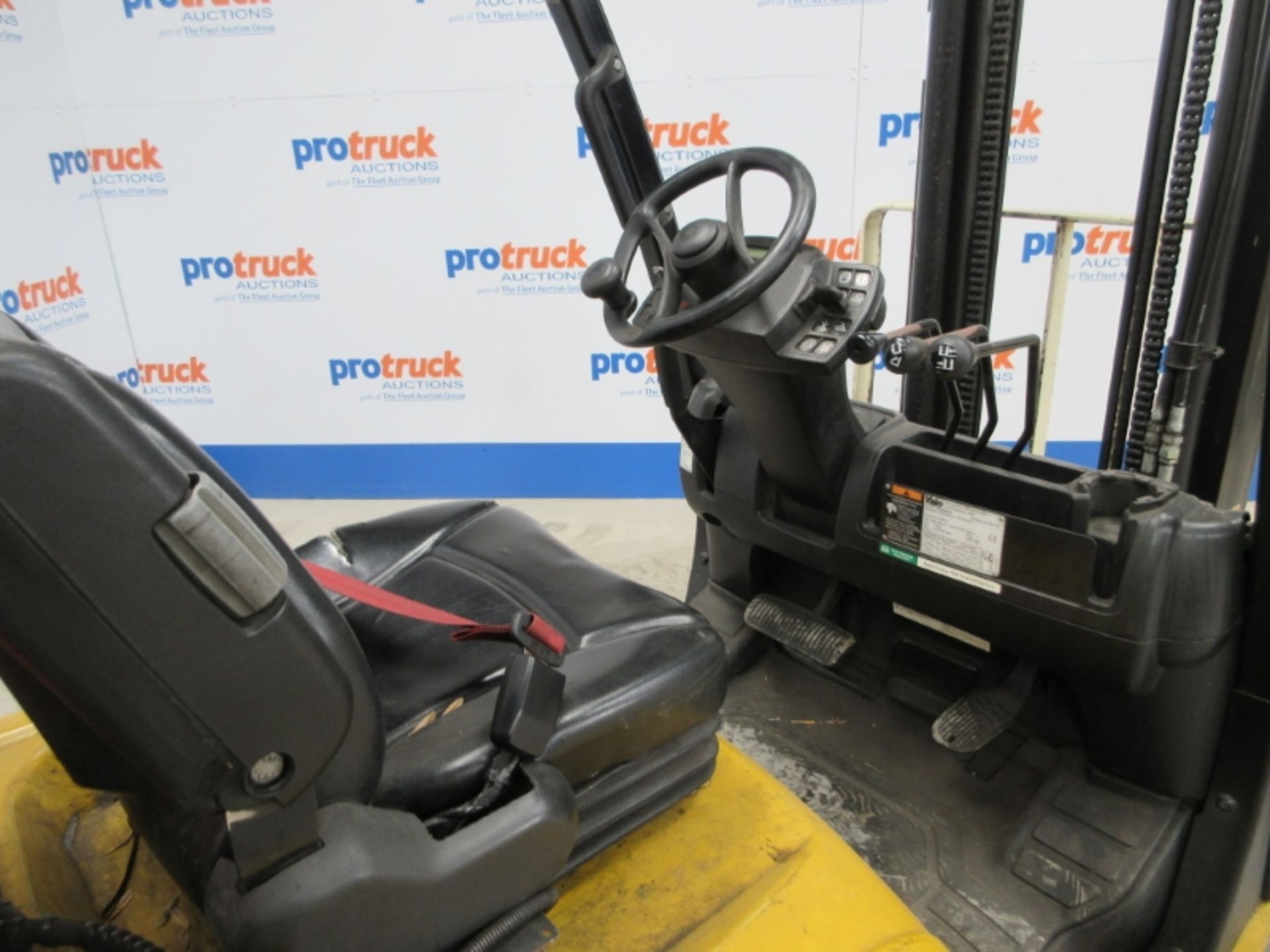 YALE GLP20SVX Plant LPG / CNG - VIN: C810B06818L - Year: 2013 - 14,416 Hours - Duplex 3.8M Forklift, - Image 7 of 9