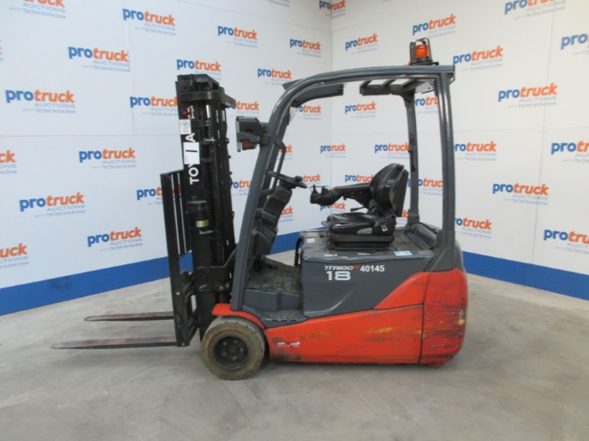 TOYOTA 8FBET18 Plant Electric - VIN: 8FBET18E10911 - Year: 2012 - . Hours - Duplex 3M Forklift, - Image 3 of 7