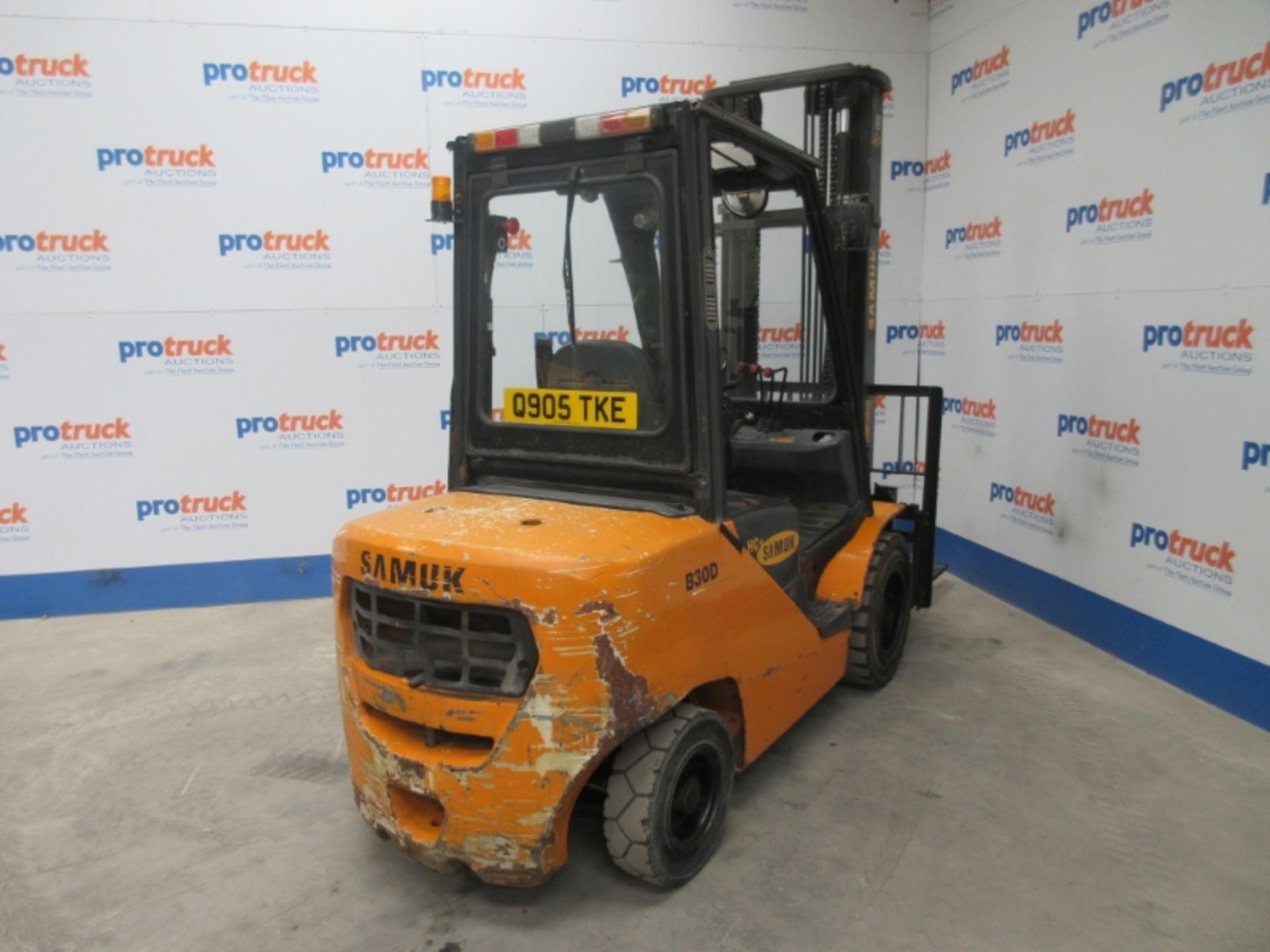 SAMUK B30D XW33M Plant Diesel - VIN: 100420143 - Year: 2010 - 5,142 Hours - Duplex Forklift, R.D.L - Image 4 of 7