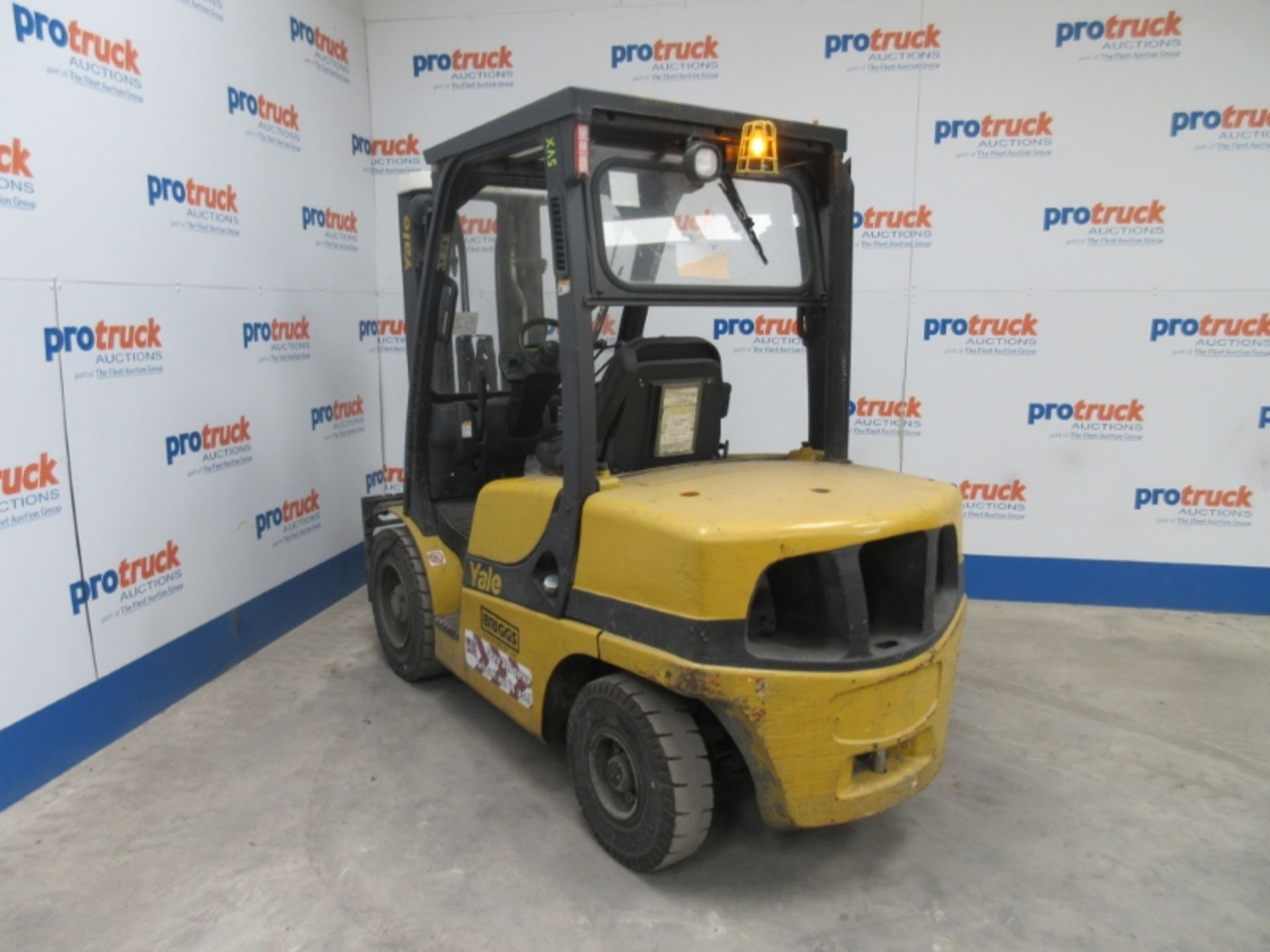 YALE GDP35VX E2195 Plant Diesel - VIN: B875B22057J - Year: 2011 - 5,442 Hours - Triplex Forklift, - Image 3 of 7