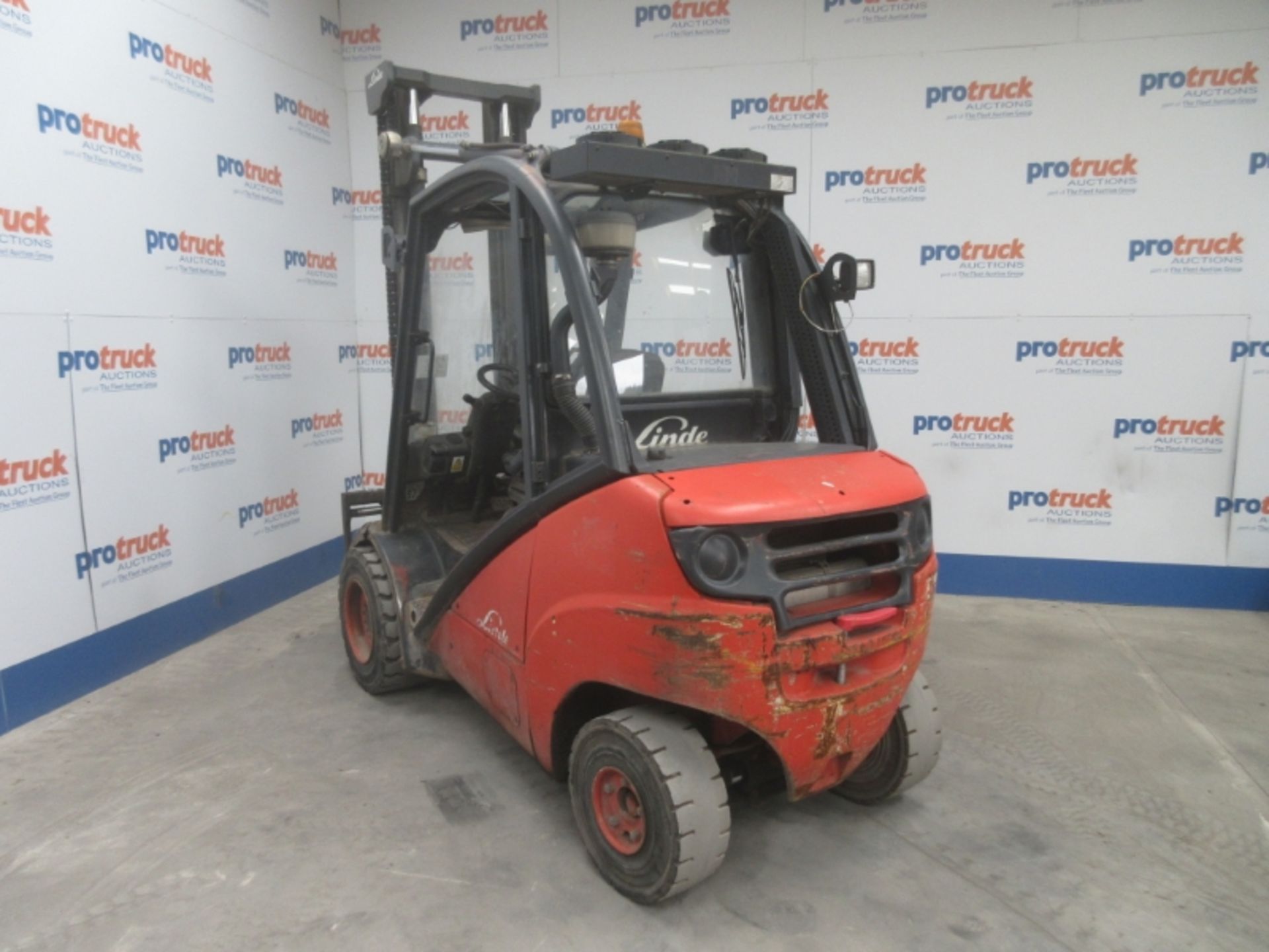 LINDE H30D Plant Diesel - VIN: H2X393T04473 - Year: 2006 - 11,012 Hours - Duplex Forklift, - Image 3 of 7