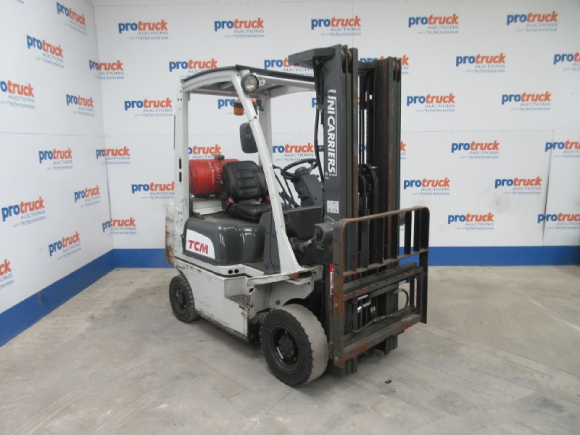 TCM FGE18-E1 Plant LPG / CNG - VIN: P1D1E702309 - Year: 2013 - 16,364 Hours - Triplex Forklift, - Image 2 of 7