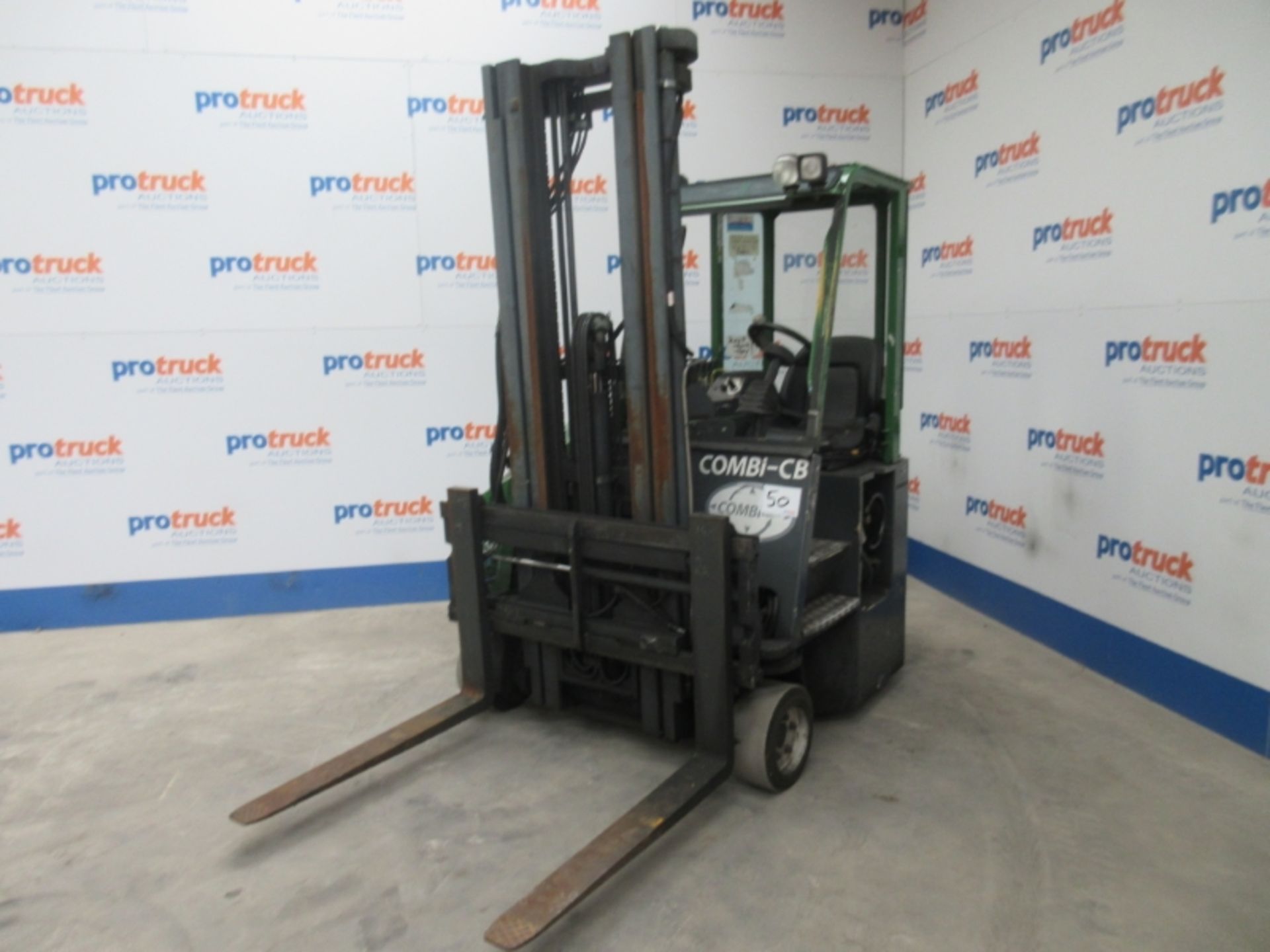 COMBILIFT CUBE C2500CB Plant LPG / CNG - VIN: 16009 - Year: 2010 - . Hours - Triplex Combi Forklift,