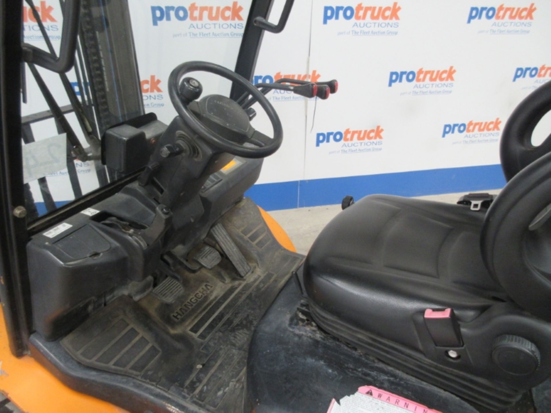 SAMUK B30D XW33M Plant Diesel - VIN: 101257076 - Year: 2011 - 5,376 Hours - Duplex Forklift, - Image 6 of 7