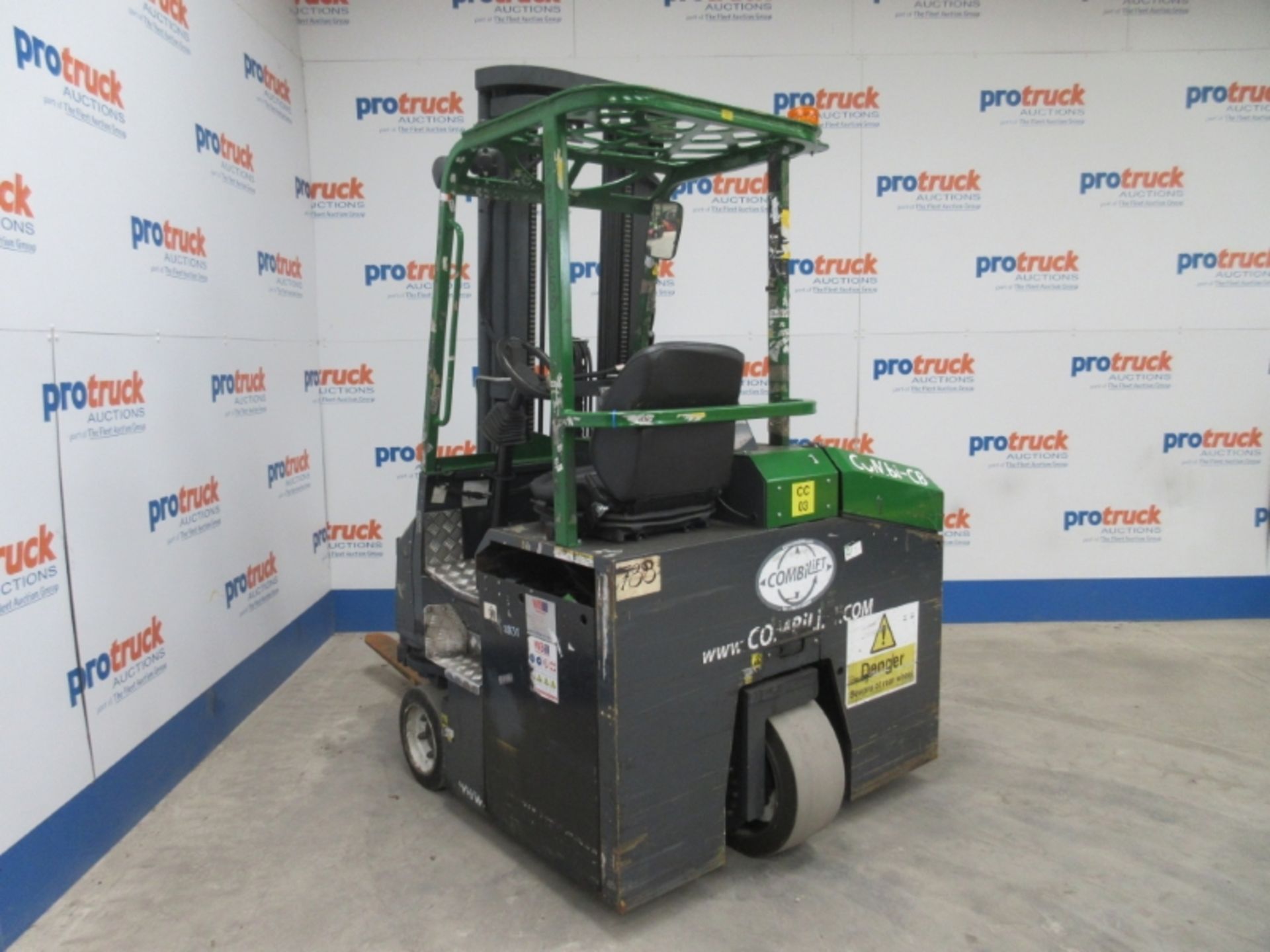 COMBILIFT C2500CBE Plant Electric - VIN: 17783 - Year: 2011 - . Hours - Triplex Combi Forklift, - Image 3 of 6