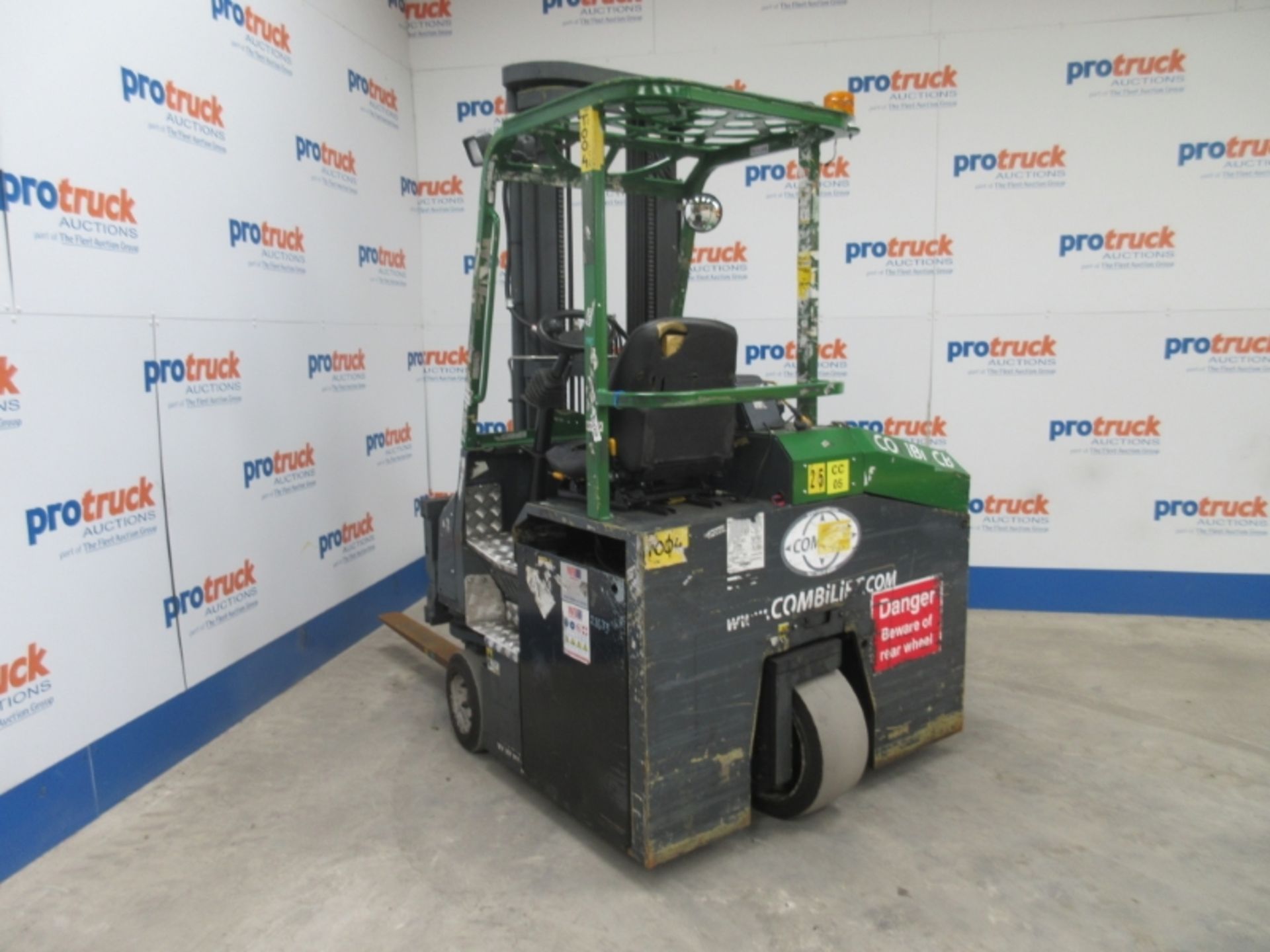 COMBILIFT C2500SBE Plant Electric - VIN: 16004 - Year: 2010 - . Hours - Triplex Combi Forklift, - Image 3 of 6